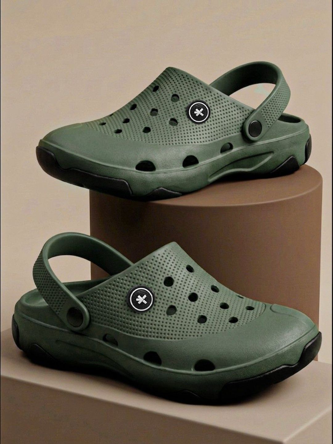 HRX by Hrithik Roshan Men Clogs