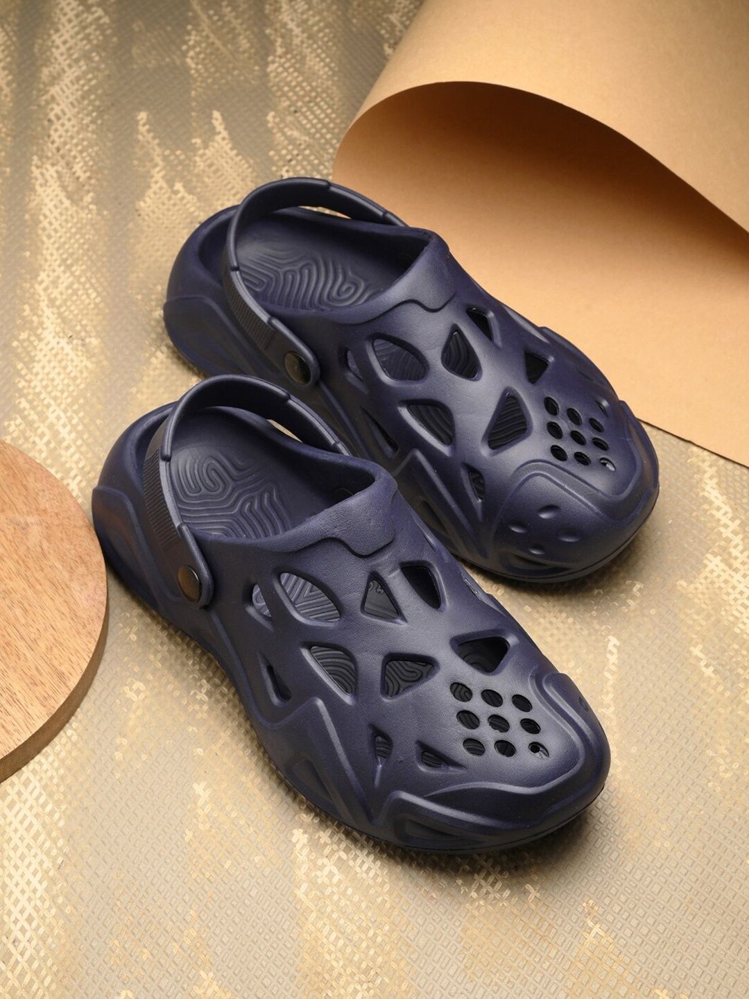 HRX by Hrithik Roshan Men Blue Textured Croslite Clogs