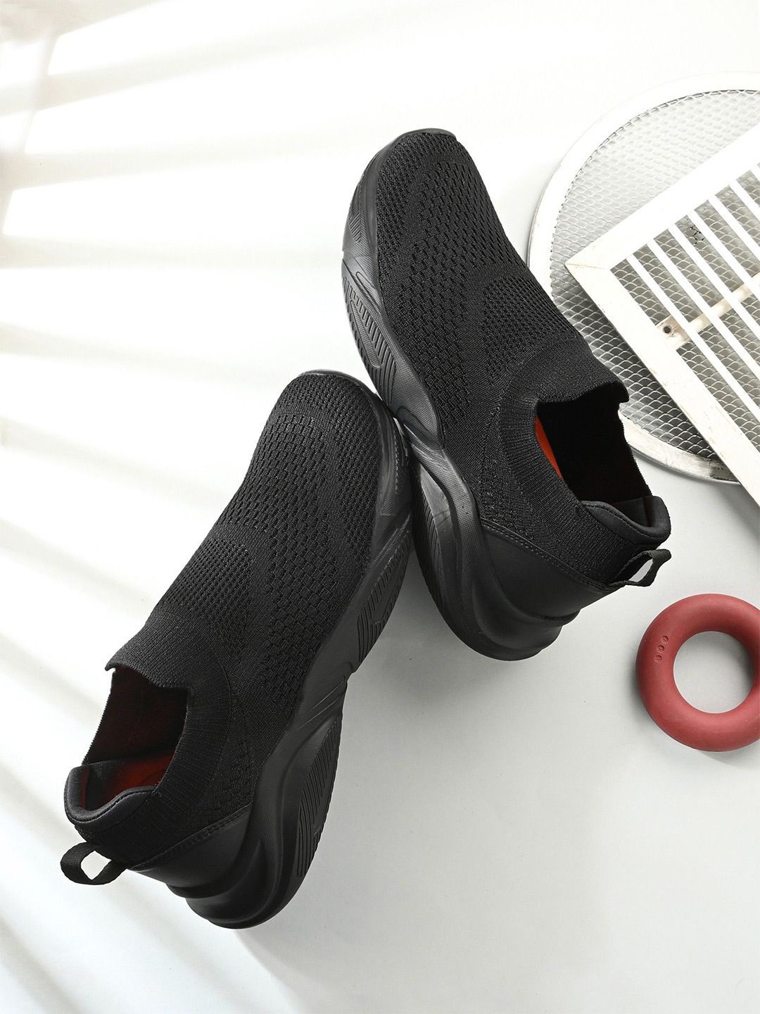 HRX by Hrithik Roshan Men Mesh Walking Non-Marking Shoes