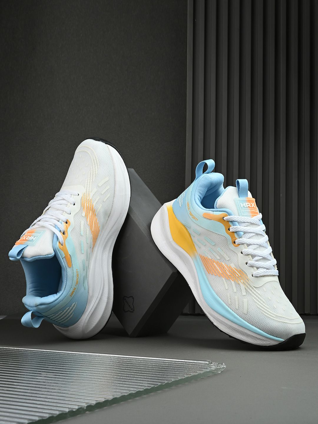 HRX by Hrithik Roshan Men Active Running Shoes