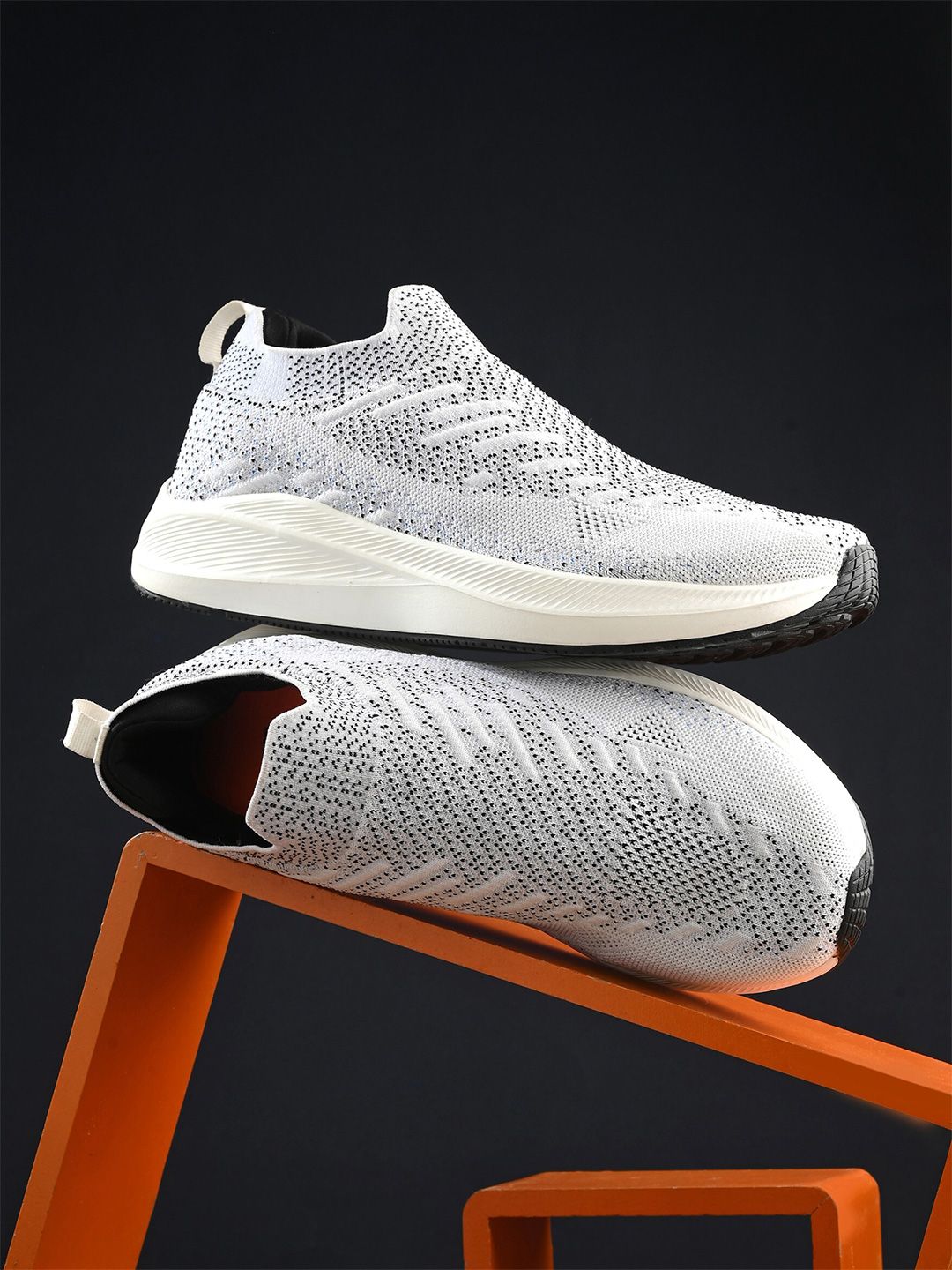 HRX by Hrithik Roshan Men Comfortable Walking Shoes