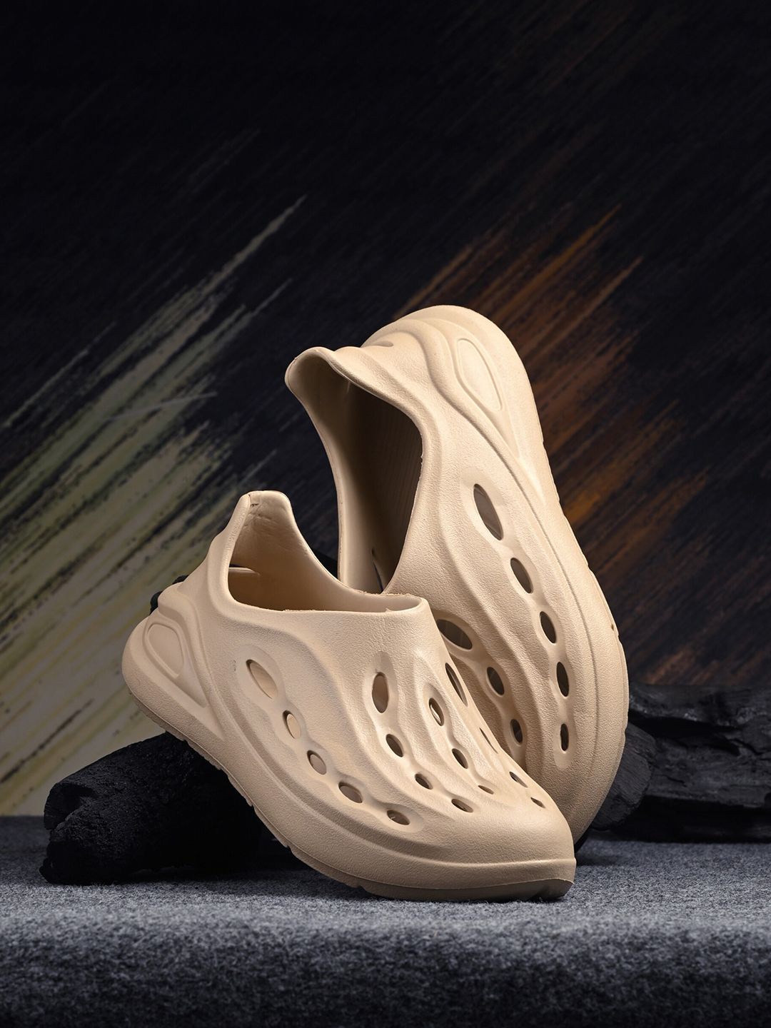 HRX by Hrithik Roshan Men Beige Croslite Clogs