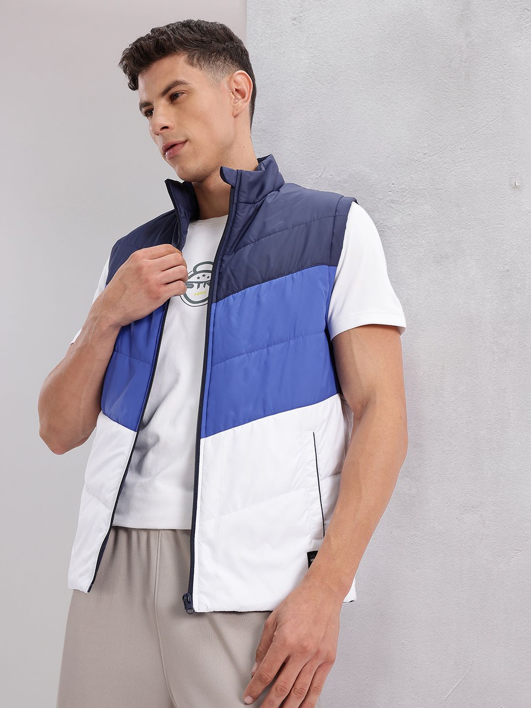 HRX by Hrithik Roshan Colourblocked Padded Gilet