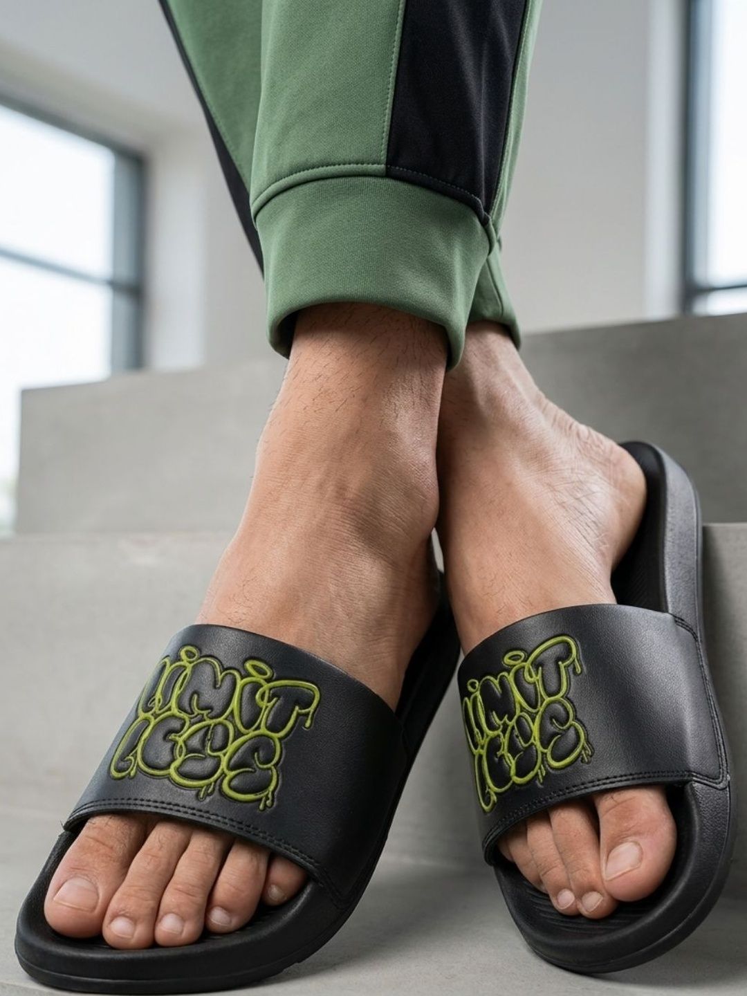HRX by Hrithik Roshan Men Self Design Sliders