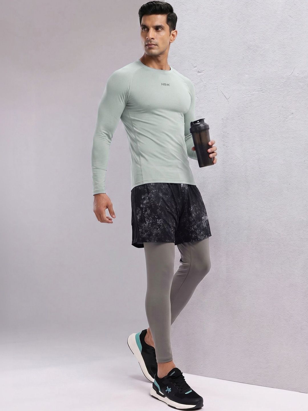 HRX by Hrithik Roshan Men Brand Logo Solid Round Neck Long Sleeves T-shirt