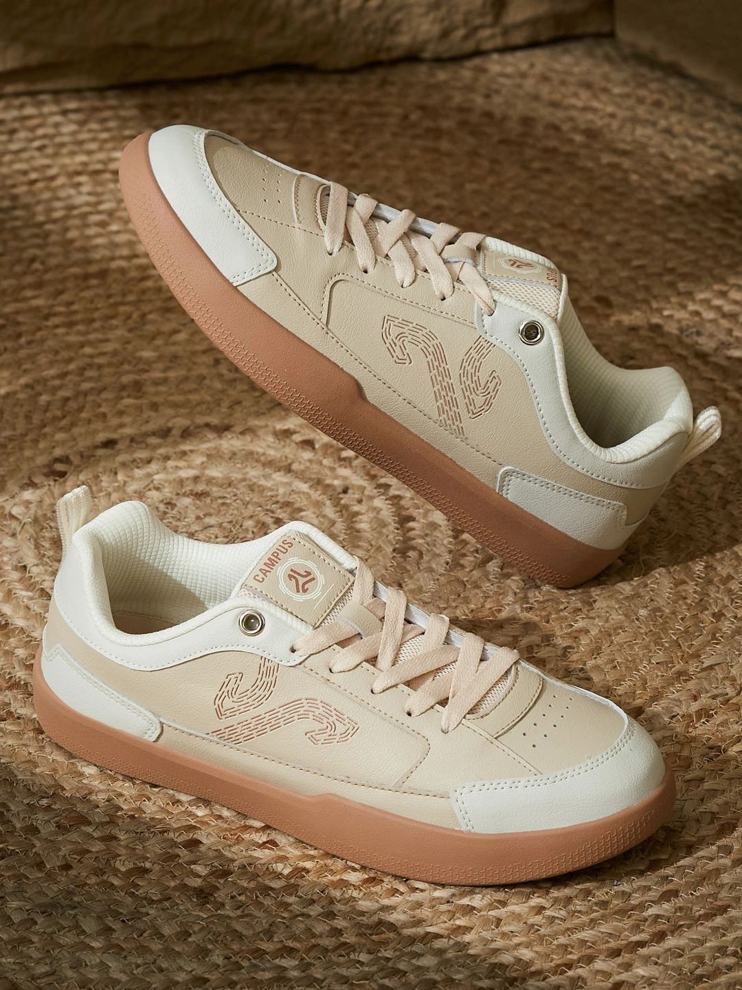 Campus Campus Men Textured Sneakers