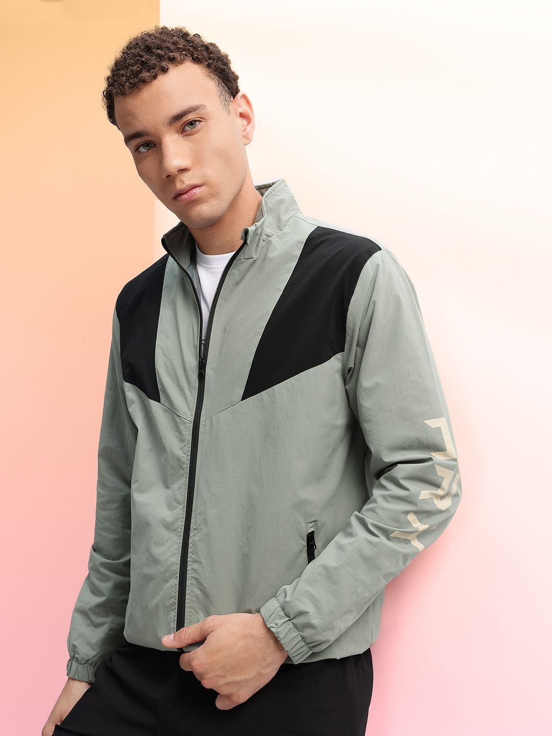 HRX by Hrithik Roshan Colourblocked Rapid-Dry Training Bomber Jacket