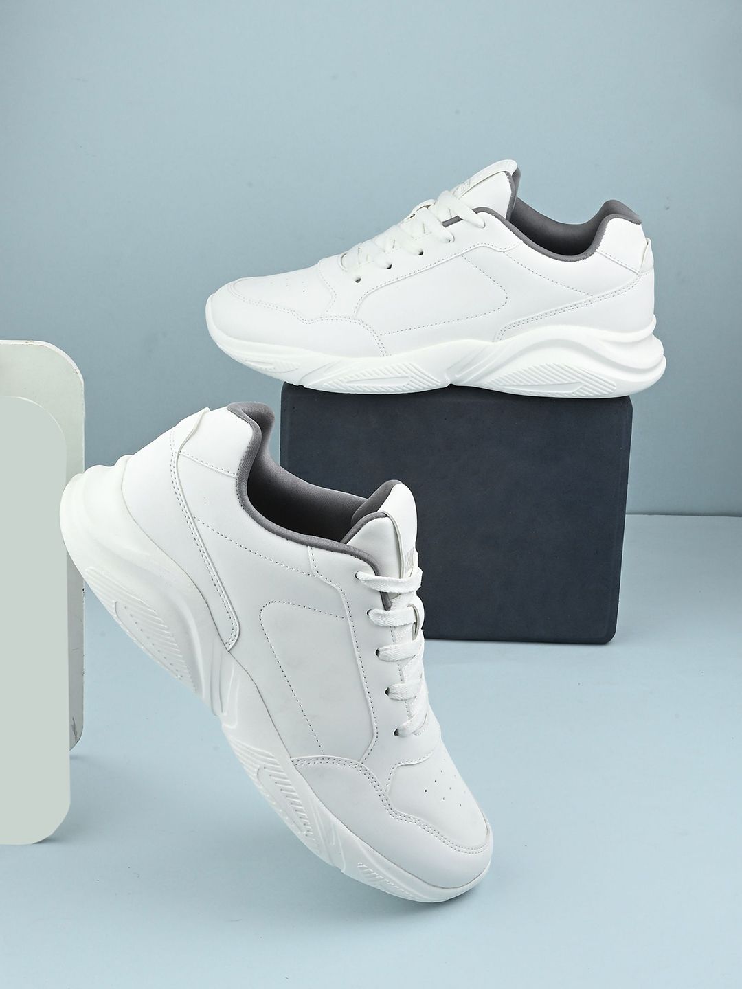 HRX by Hrithik Roshan Men Running Non-Marking Shoes