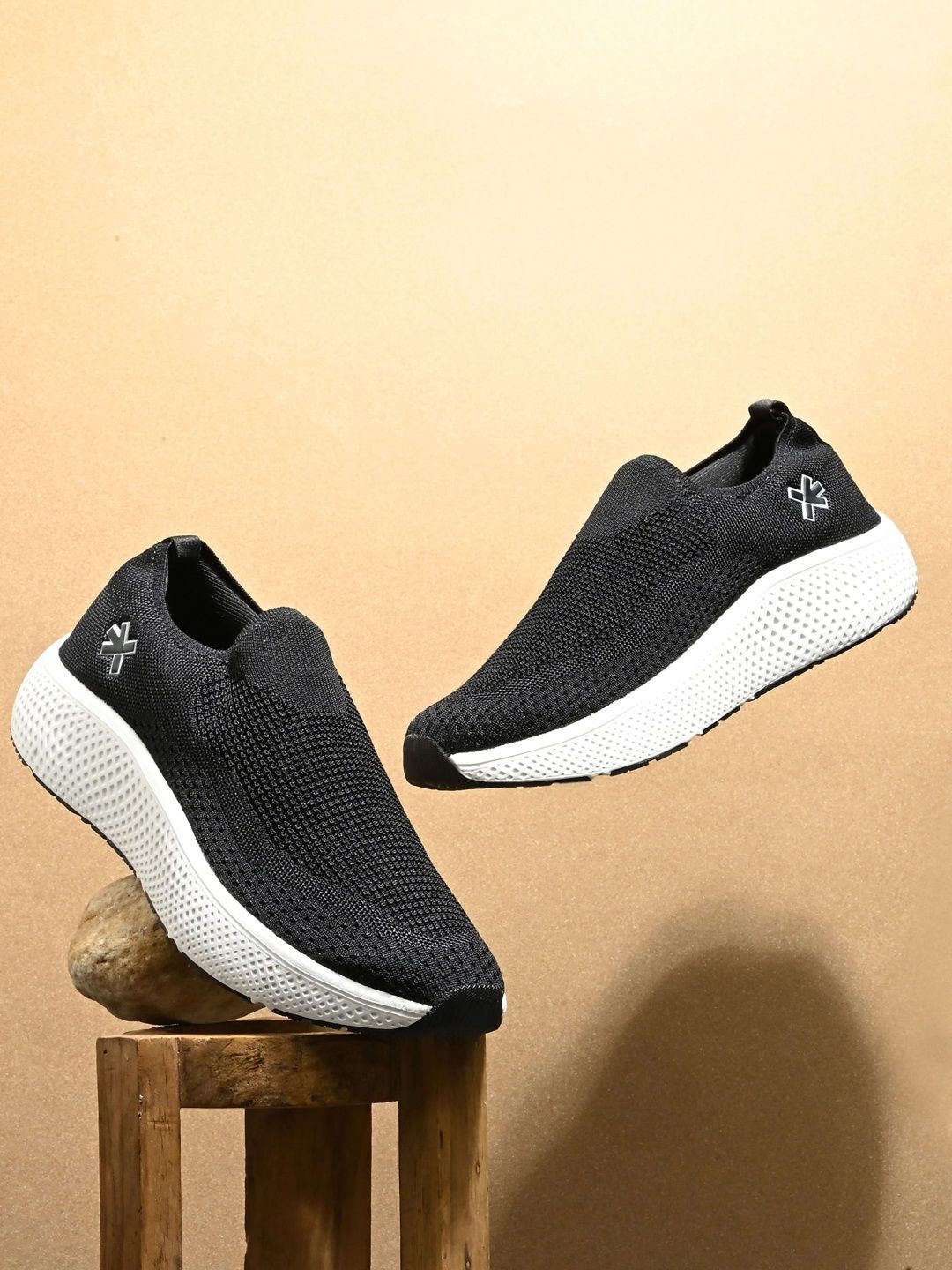 HRX by Hrithik Roshan Men Walking Non-Marking Shoes