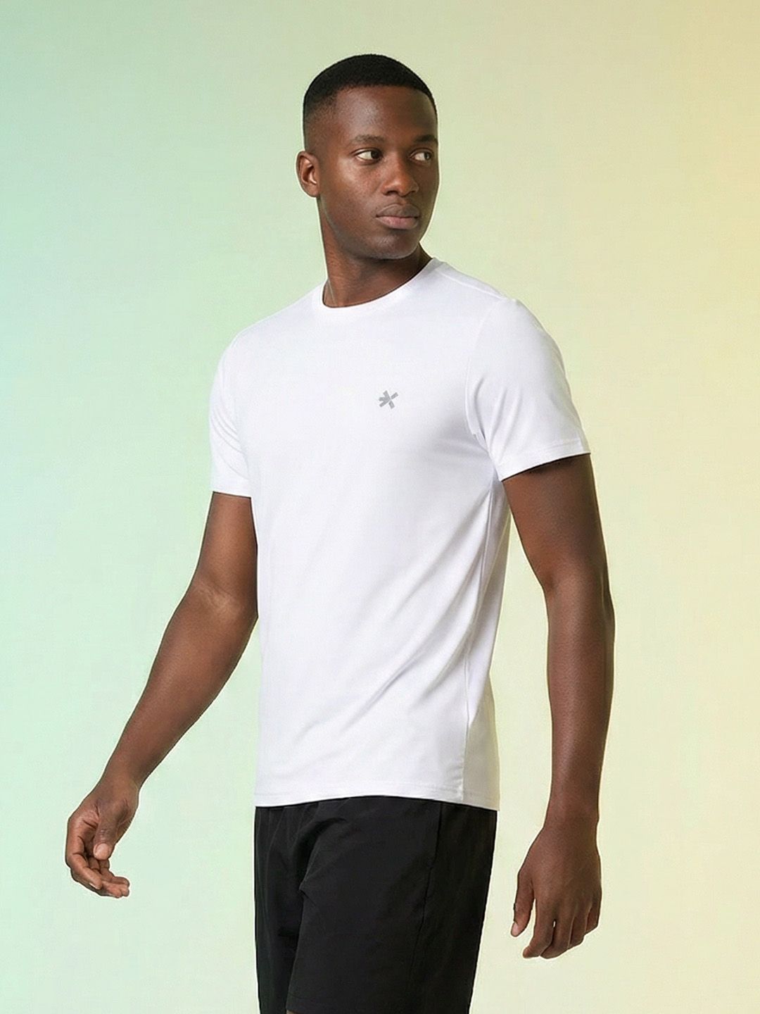 HRX by Hrithik Roshan Slim Fit Rapid Dry Training T-shirt