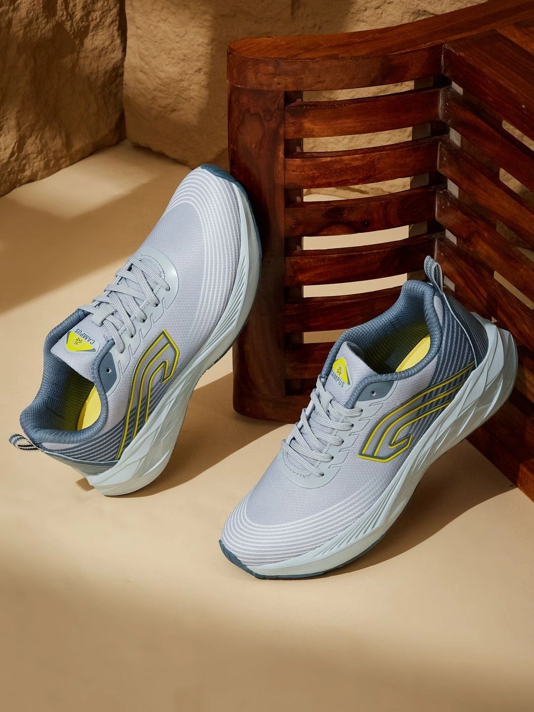 Campus Campus Men Mesh Running Non-Marking Shoes