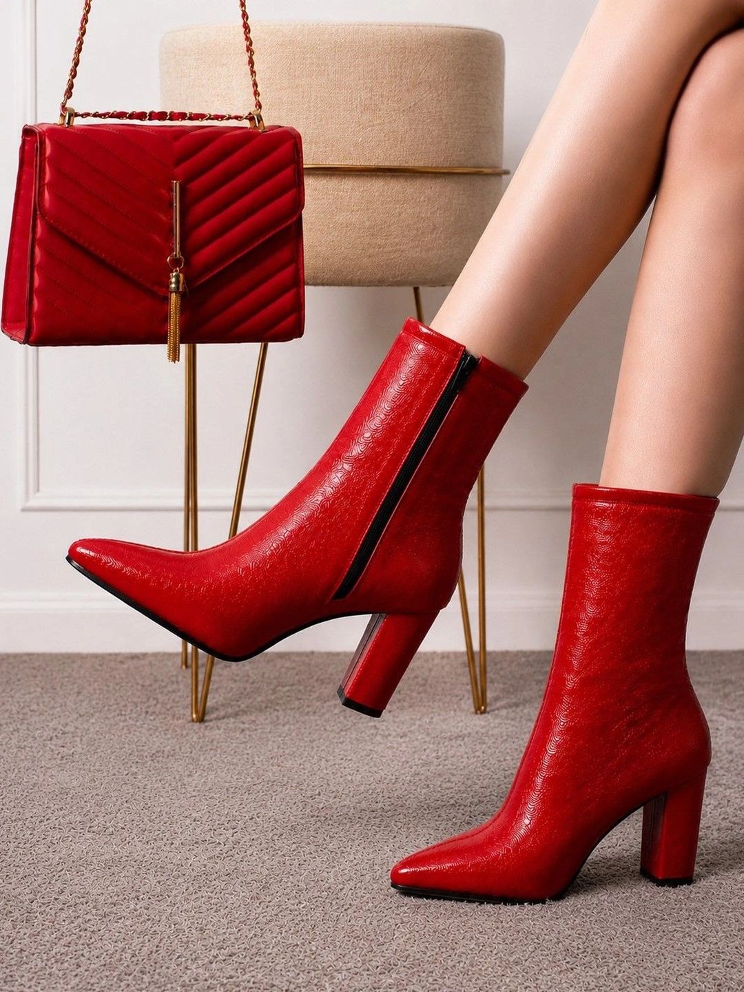 Roadster The Roadster Lifestyle Co Women Textured Pointed Toe Zip Regular Boots