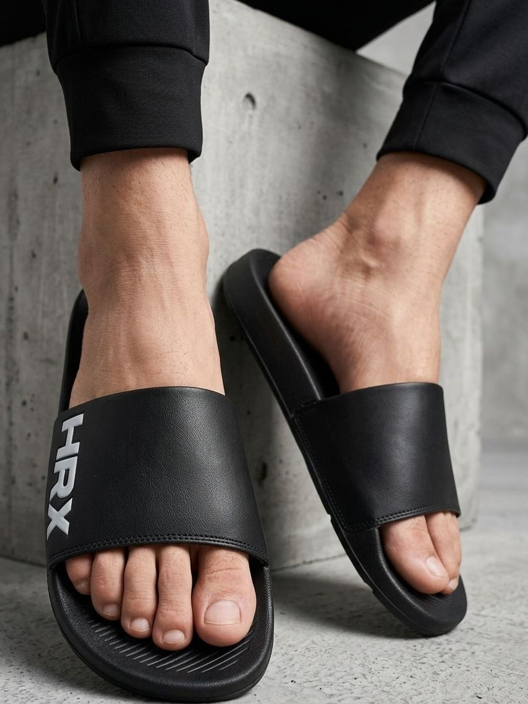 HRX by Hrithik Roshan Unisex Printed Sliders