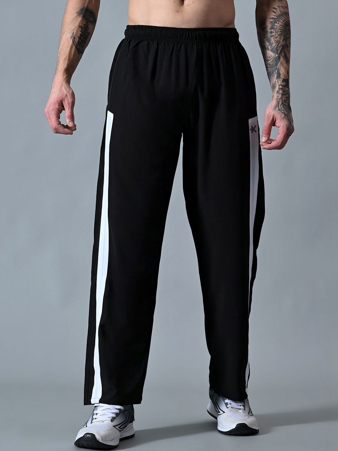 HRX by Hrithik Roshan Men Regular Fit Dry Fit Training Track Pants
