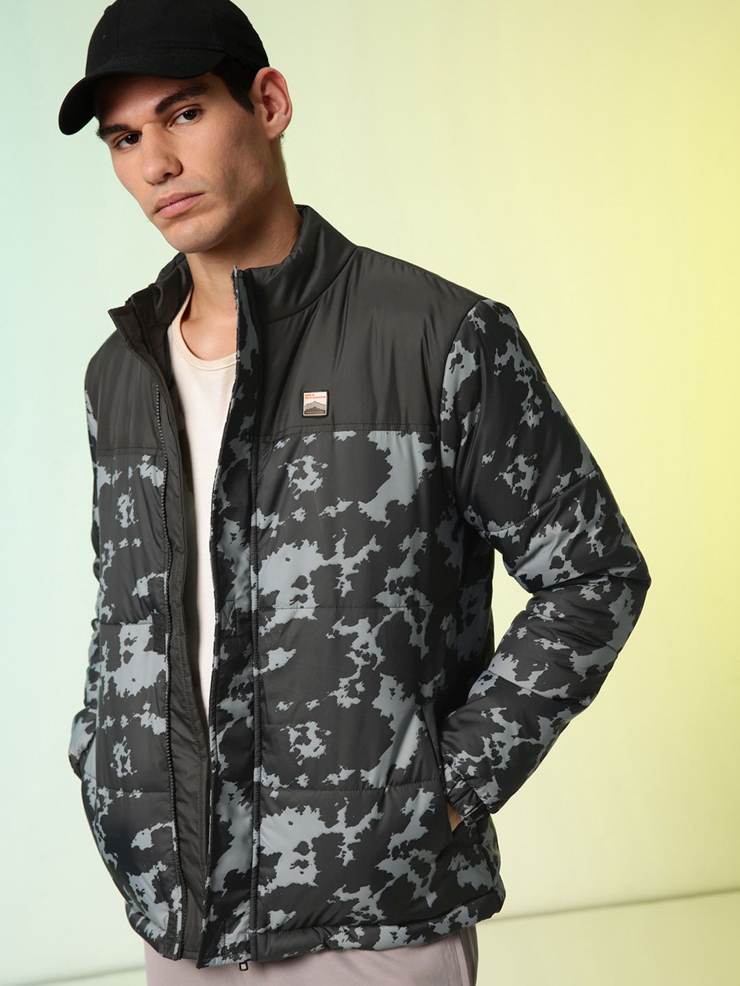 HRX by Hrithik Roshan Abstract Printed Mock Collar Padded Jacket