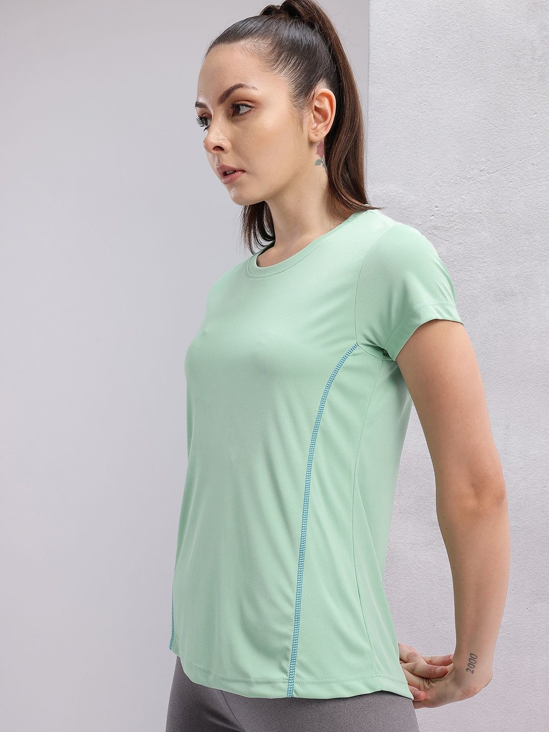 HRX by Hrithik Roshan HRX by Hrithik Roshan Contrast Stitch Rapid-Dry Training T-shirt