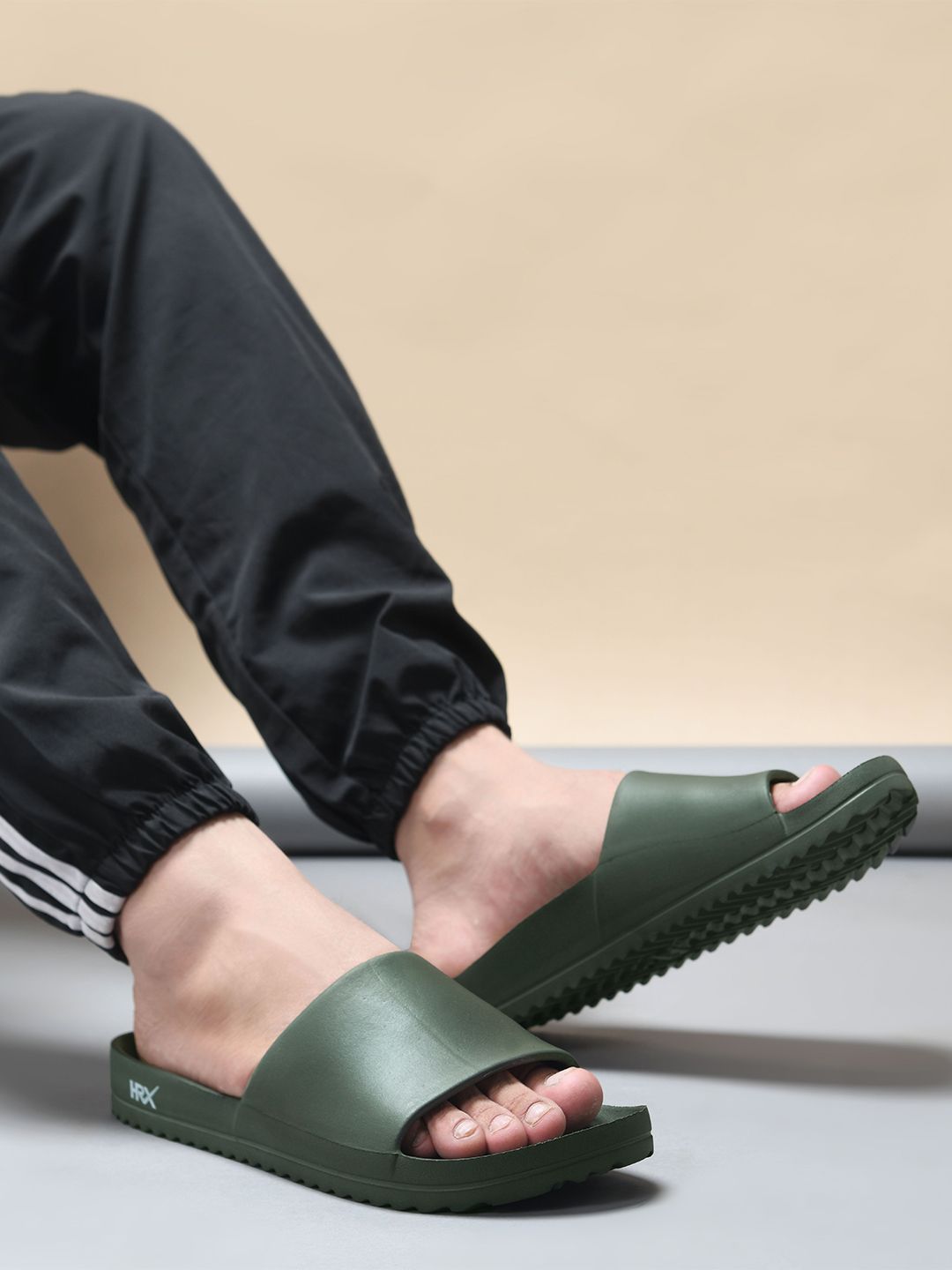 HRX by Hrithik Roshan Men Rubber Sliders