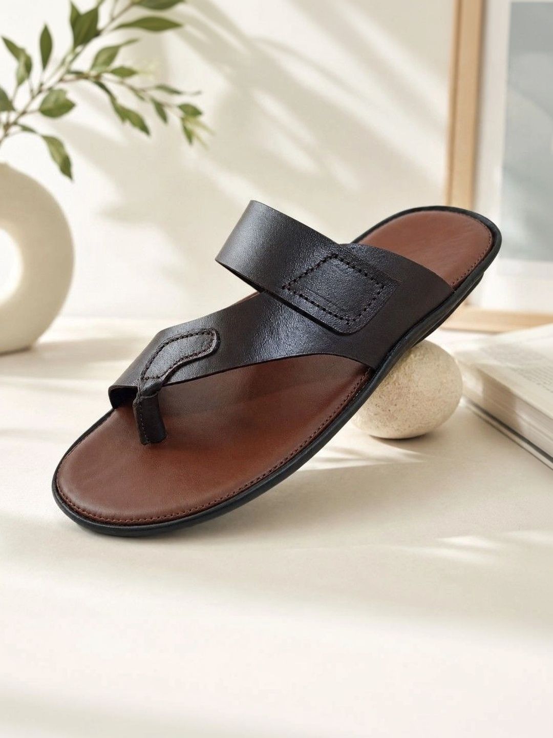 REAL BLISS FOOTWEAR Men Comfort Sandals