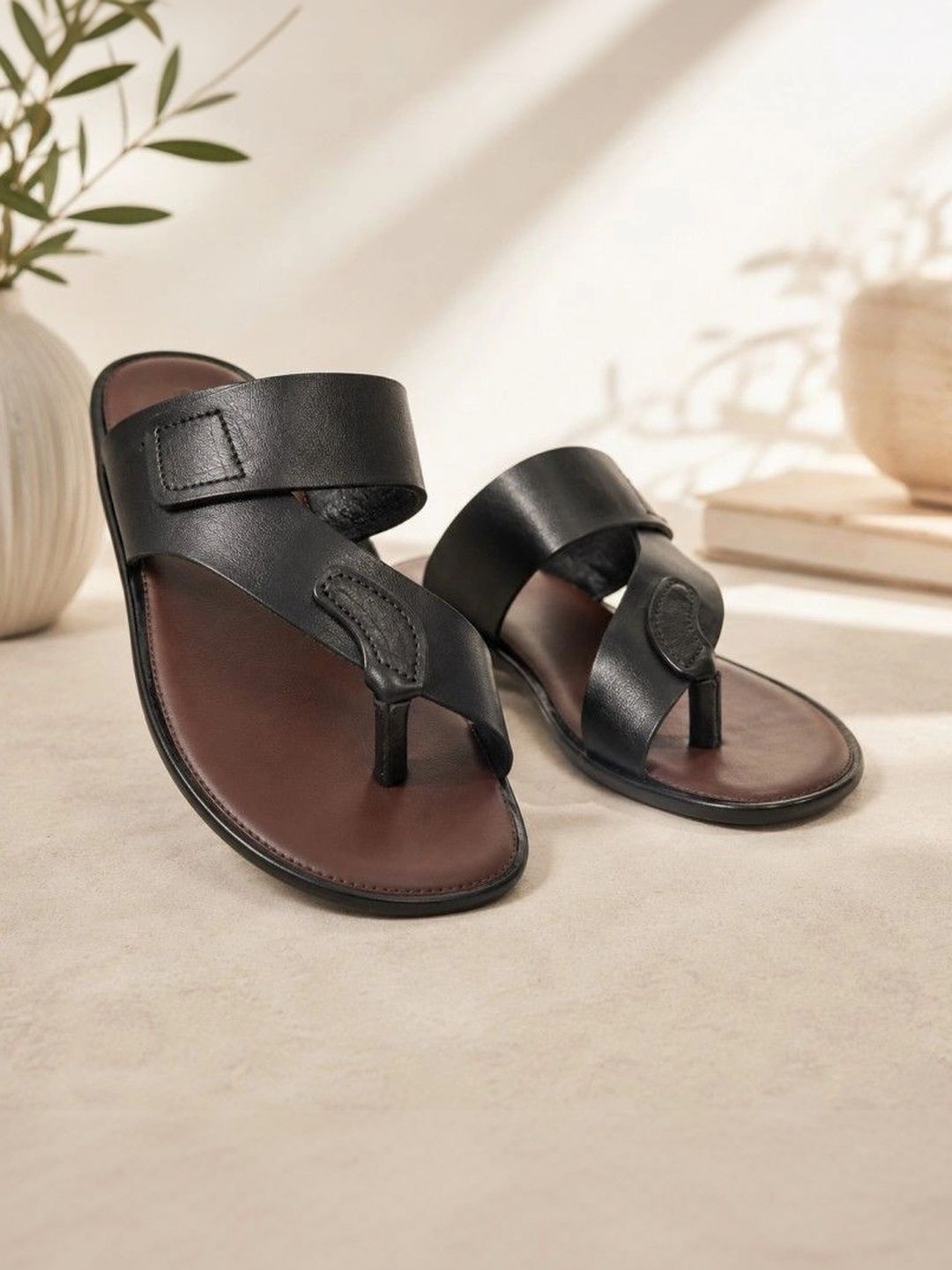 REAL BLISS FOOTWEAR Men Comfort Sandals