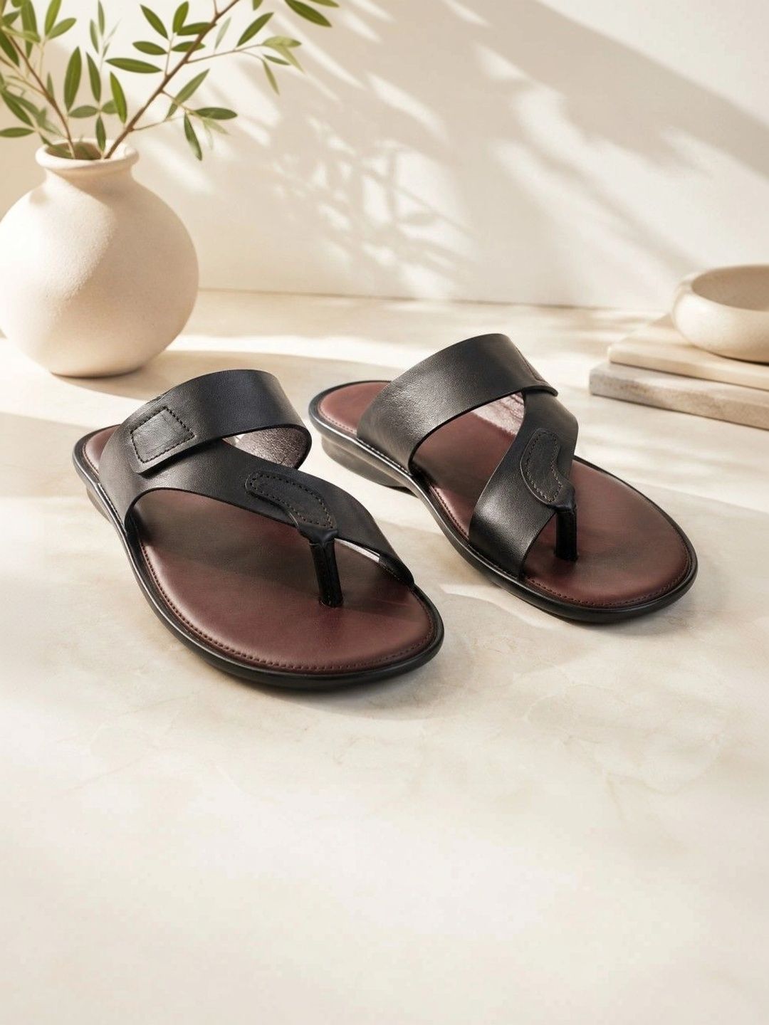REAL BLISS FOOTWEAR Men Comfort Sandals