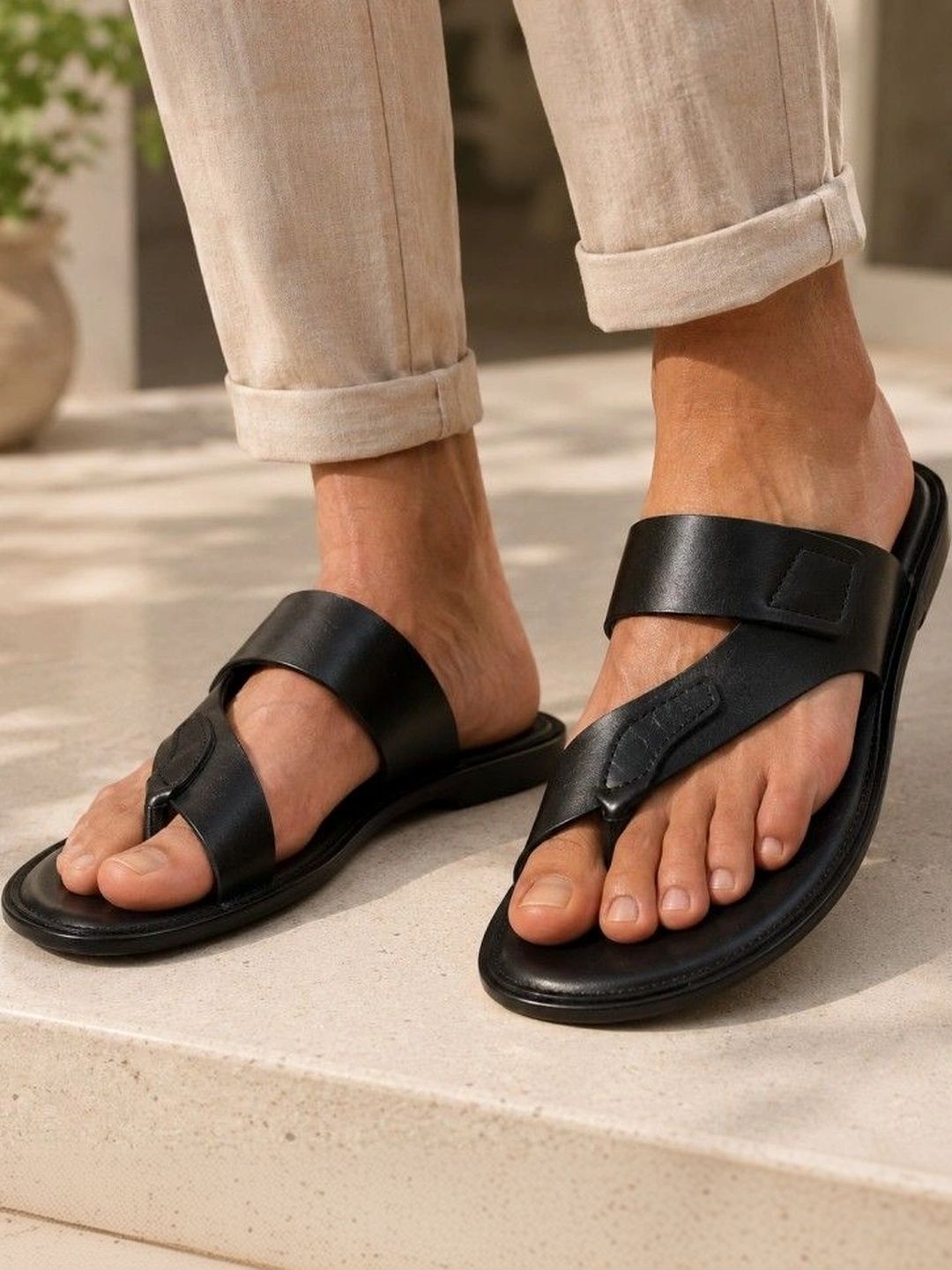 REAL BLISS FOOTWEAR Men Comfort Sandals