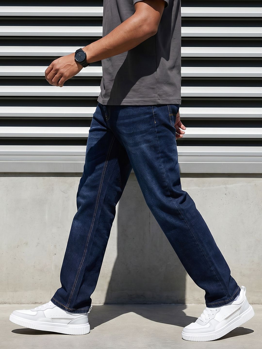 The Roadster Life Co. Men Relaxed Fit Stretchable Jeans