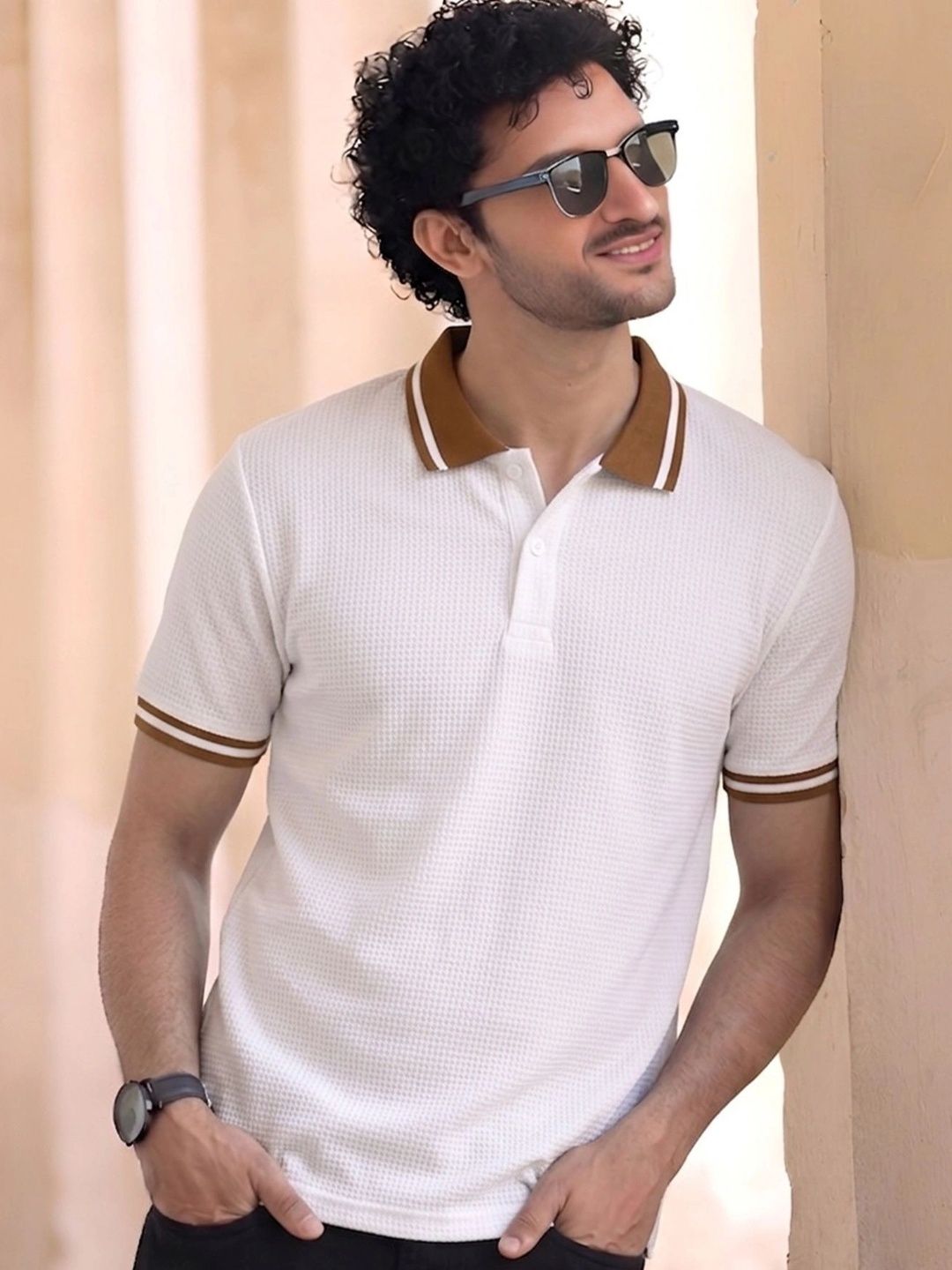 THE BEETEL HOUSE Men Polo Collar T-shirt