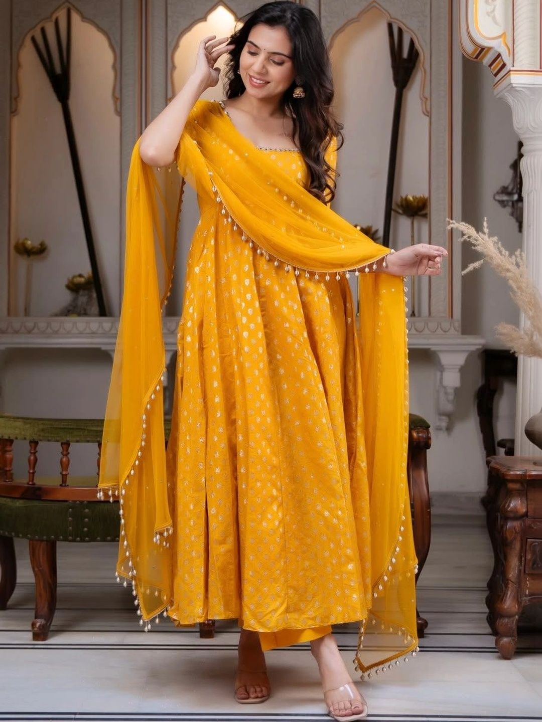 SAJAVAT ETHENIC WEAR SAJAVAT ETHENIC WEAR Women Ethnic Motifs Printed Empire Chanderi Silk Kurta with Trousers & With Dupatta