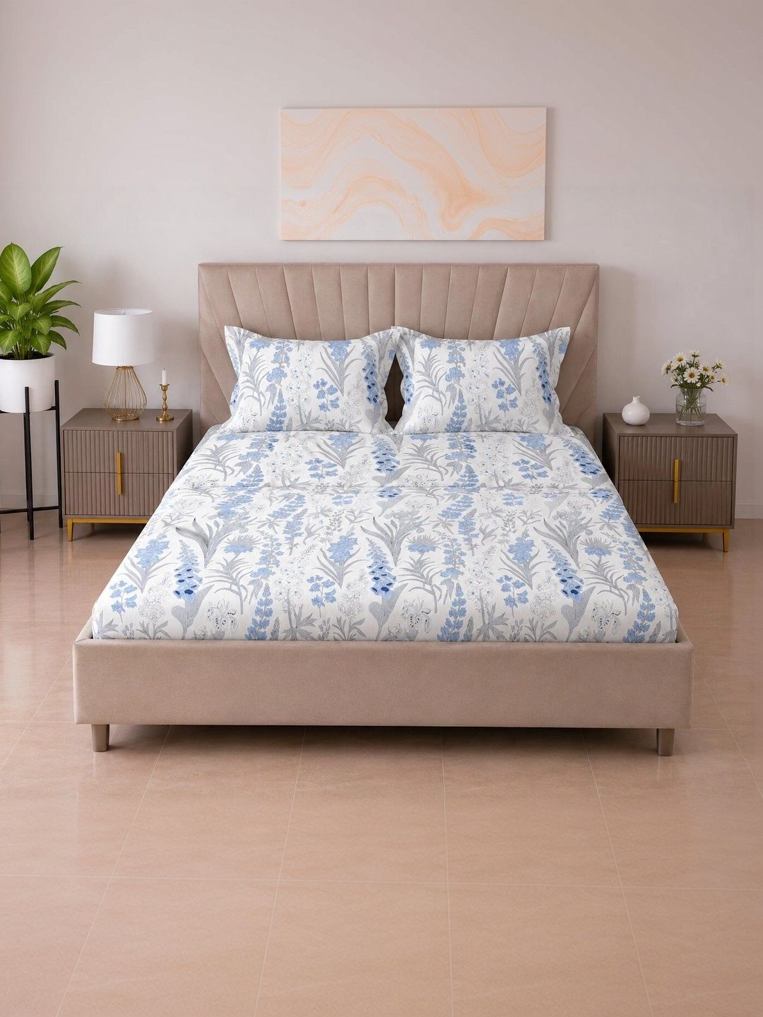 BOMBAY DYEING BOMBAY DYEING Blue Floral 144 TC Queen Bedsheet With 2 Pillow Covers