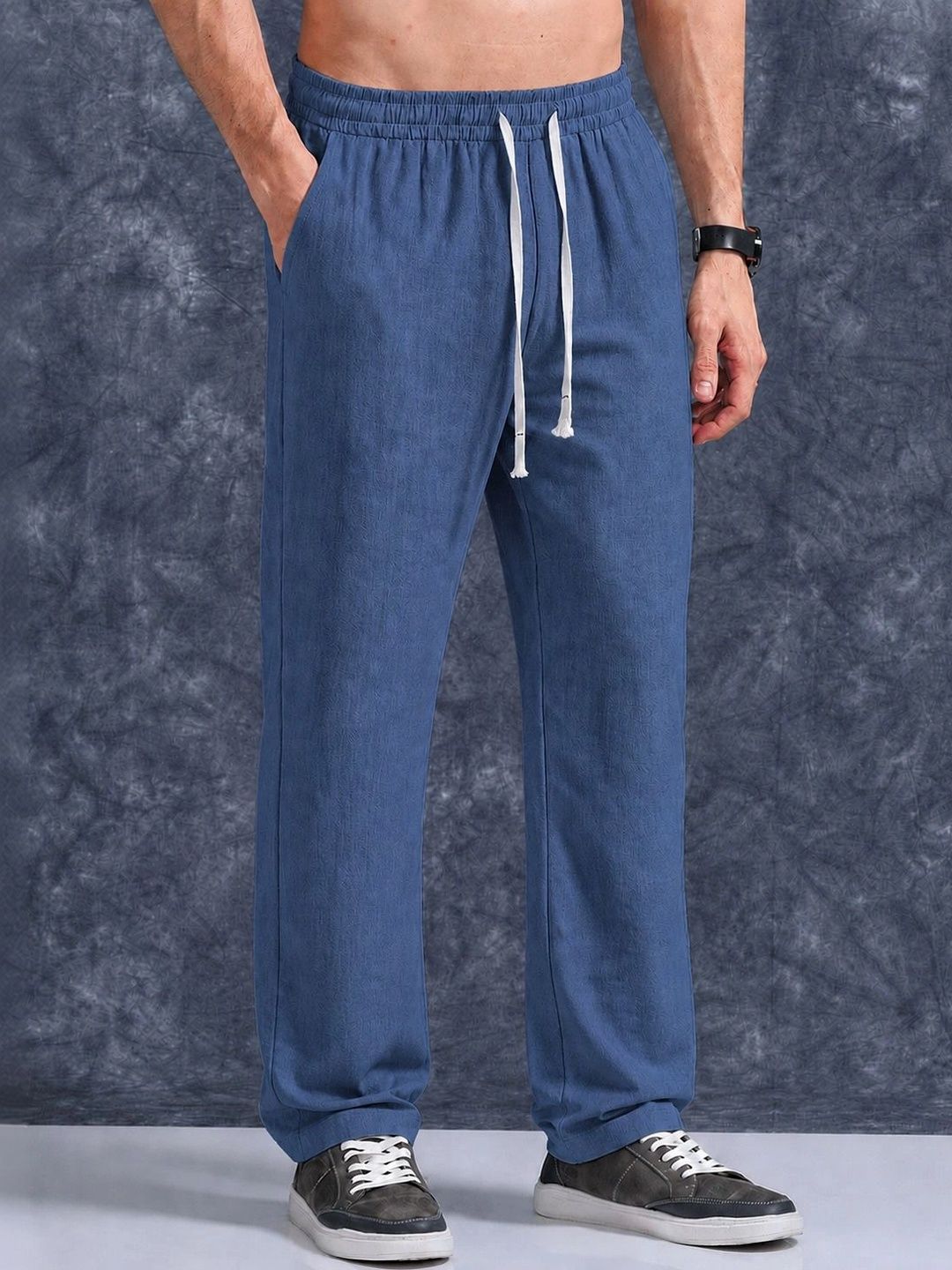 COMBRAIDED Men Relaxed Fit Joggers