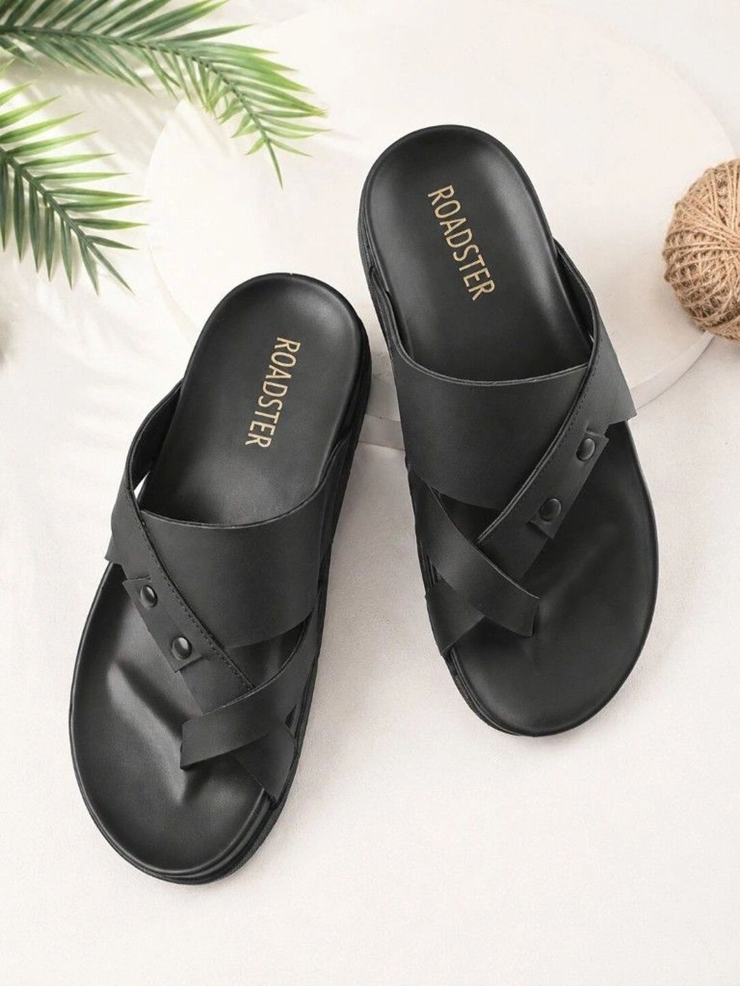 Roadster Men Comfort Sandals