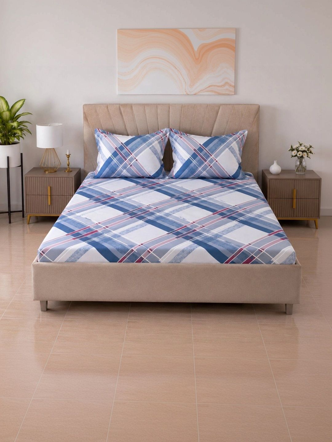 BOMBAY DYEING BOMBAY DYEING Blue & White 144 TC Queen Bedsheet With 2 Pillow Covers