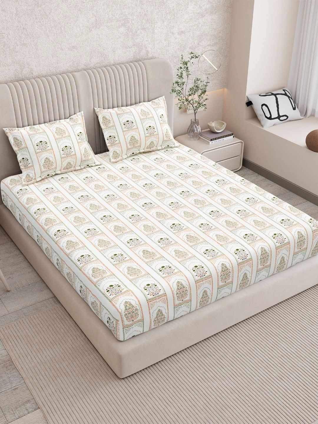 Sangria Green & White Floral 160 TC Bedsheet with 2 Pillow Covers