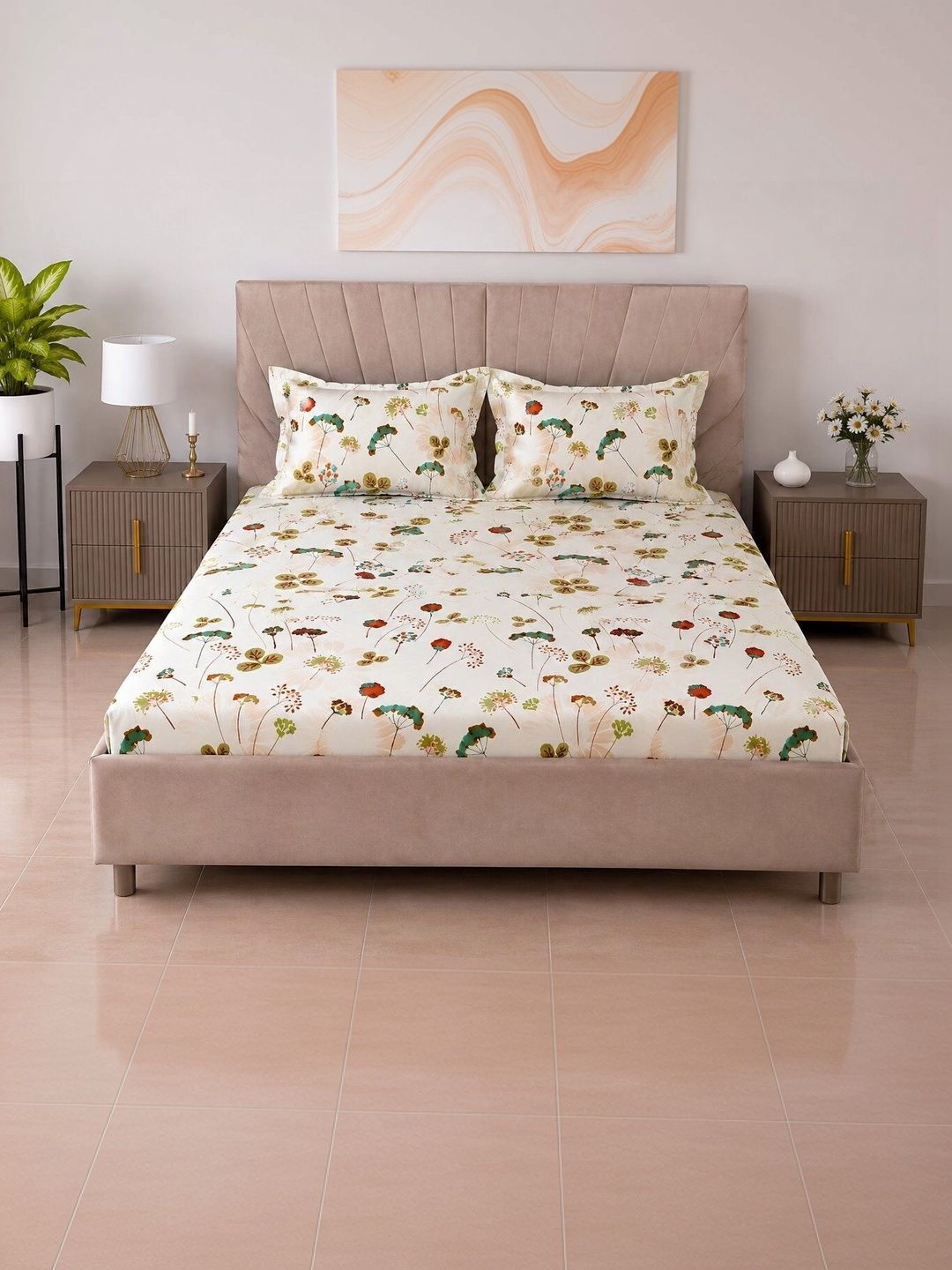 BOMBAY DYEING BOMBAY DYEING Green & Red Floral 144 TC Queen Bedsheet with 2 Pillow Covers