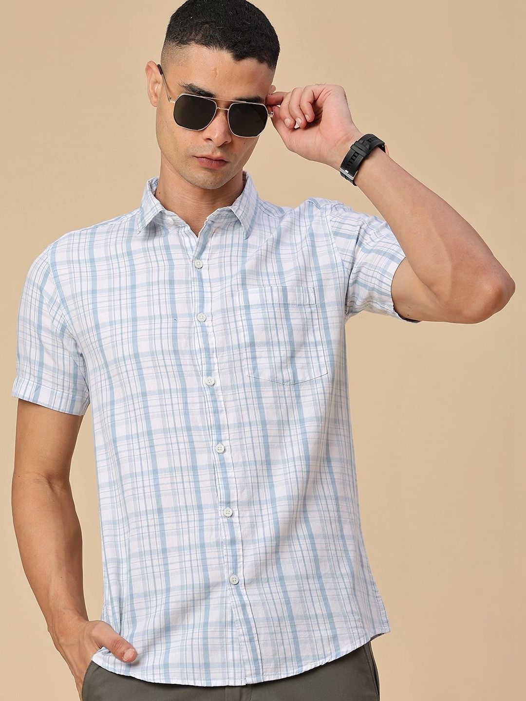 LIMEROAD Men Checked Casual Shirt