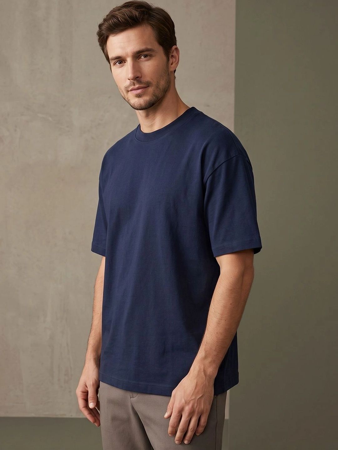 NOBERO Round Neck Short Sleeves Oversized Cotton T-shirt