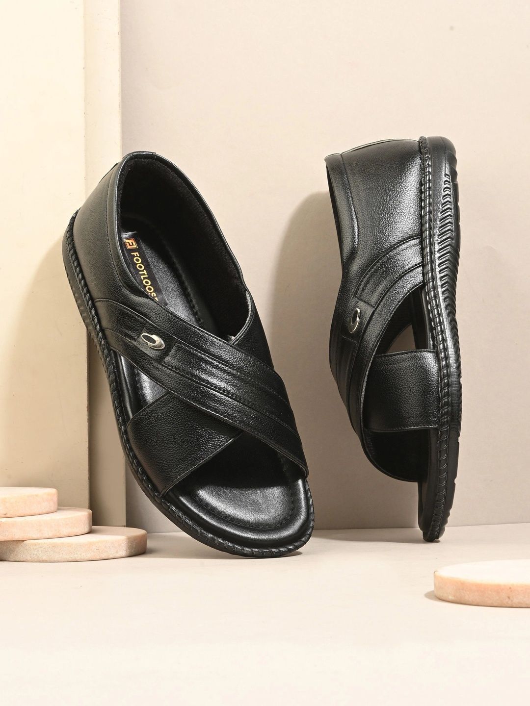 FOOTLOOSE Men Shoe-Style Sandals