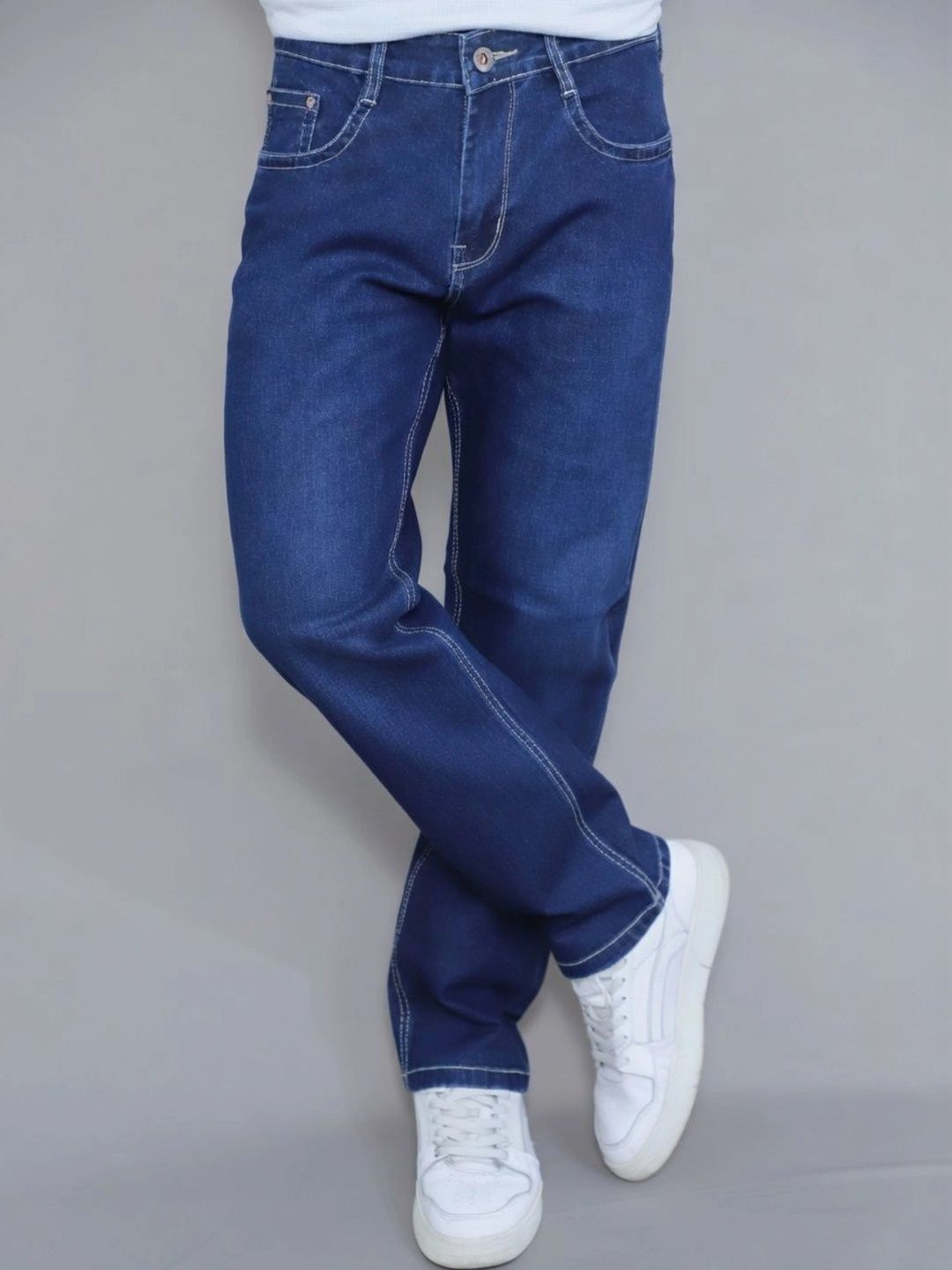 Roadster Men Straight Fit Mid-Rise Light Fade Jeans
