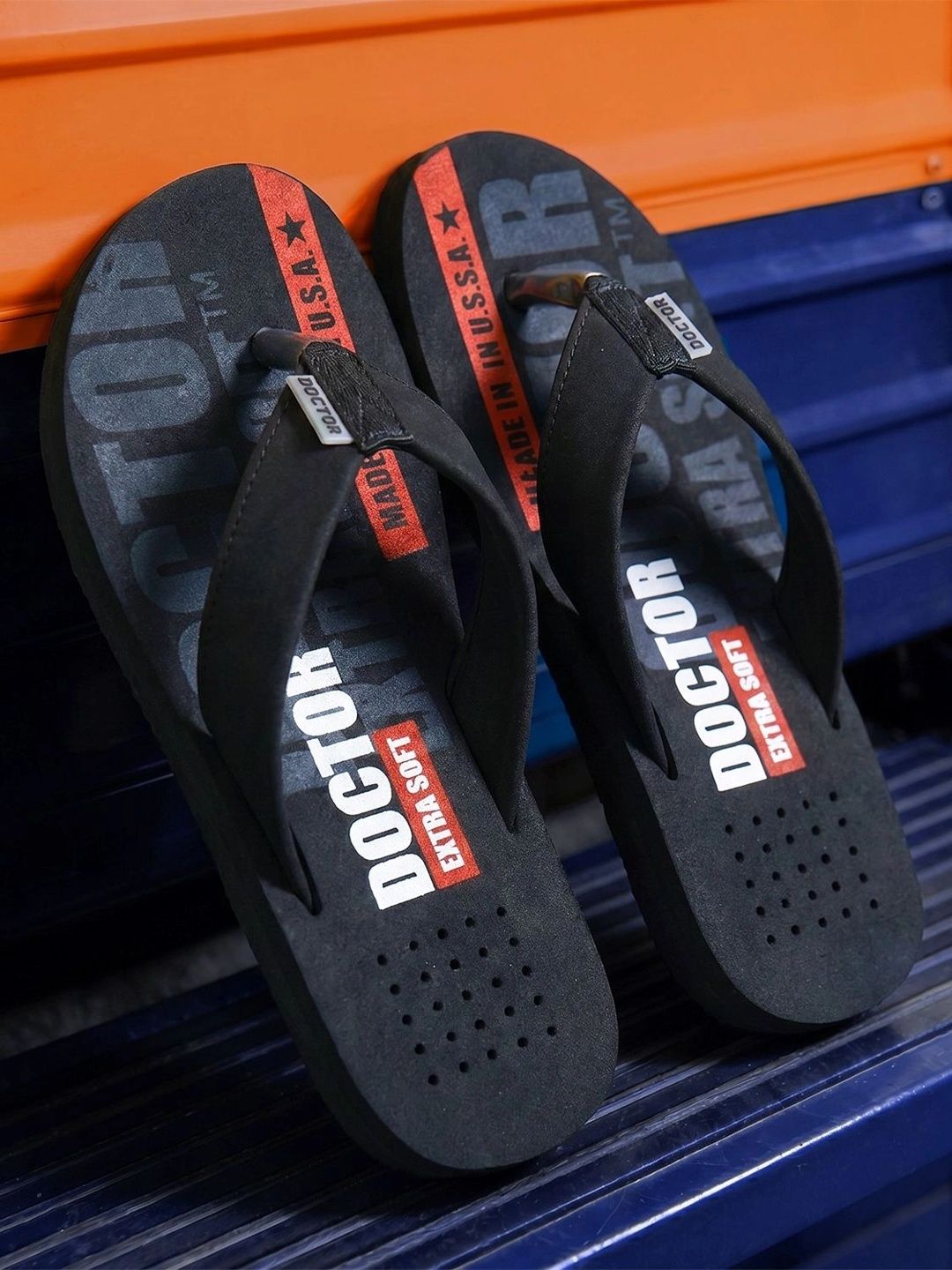 DOCTOR EXTRA SOFT Men Printed Orthopedic Non-Slip Thong Flip-Flops