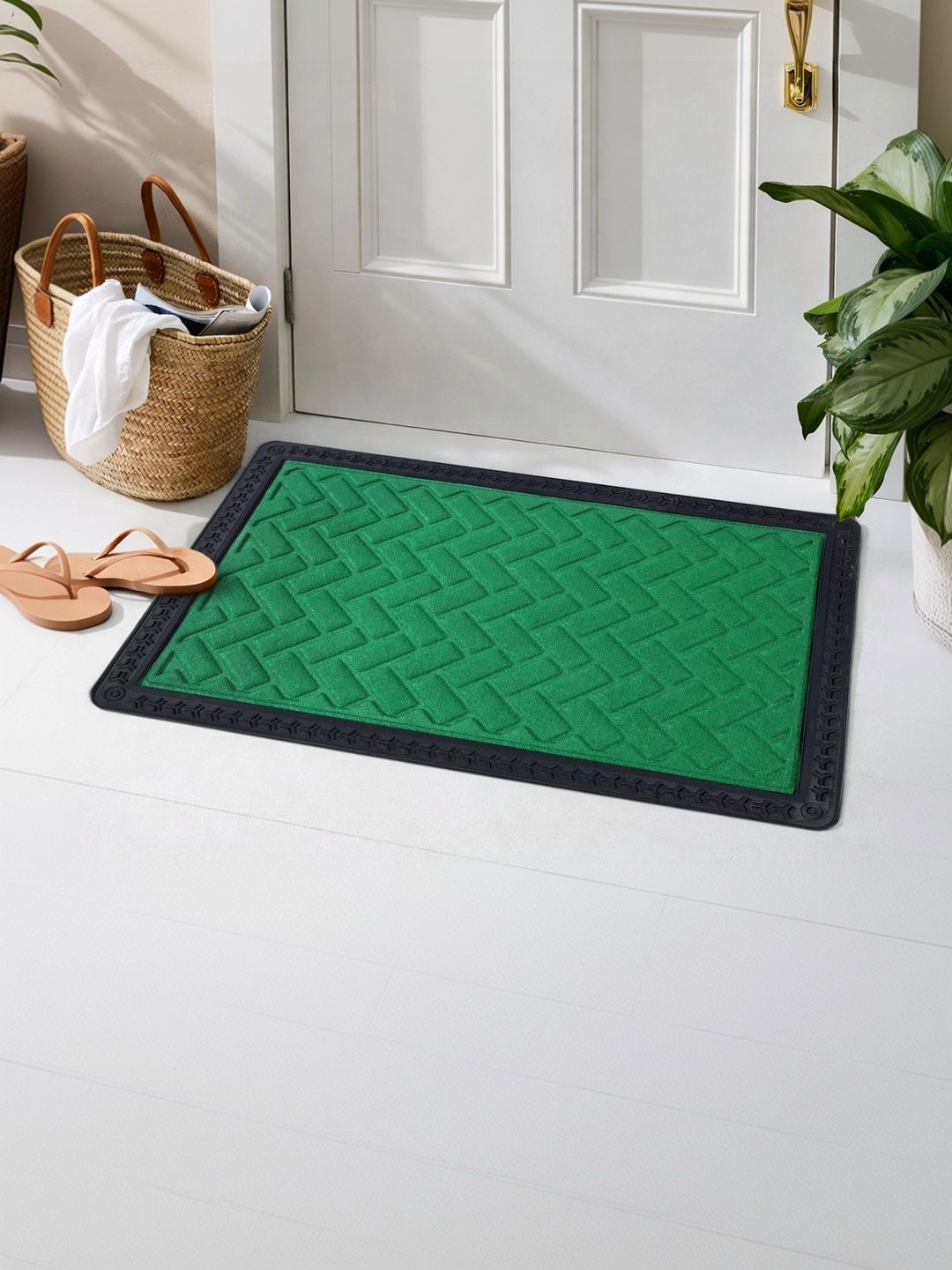 Galaxy Home Decor Galaxy Home Decor Green & Black Waterproof Anti-Skid Doormats