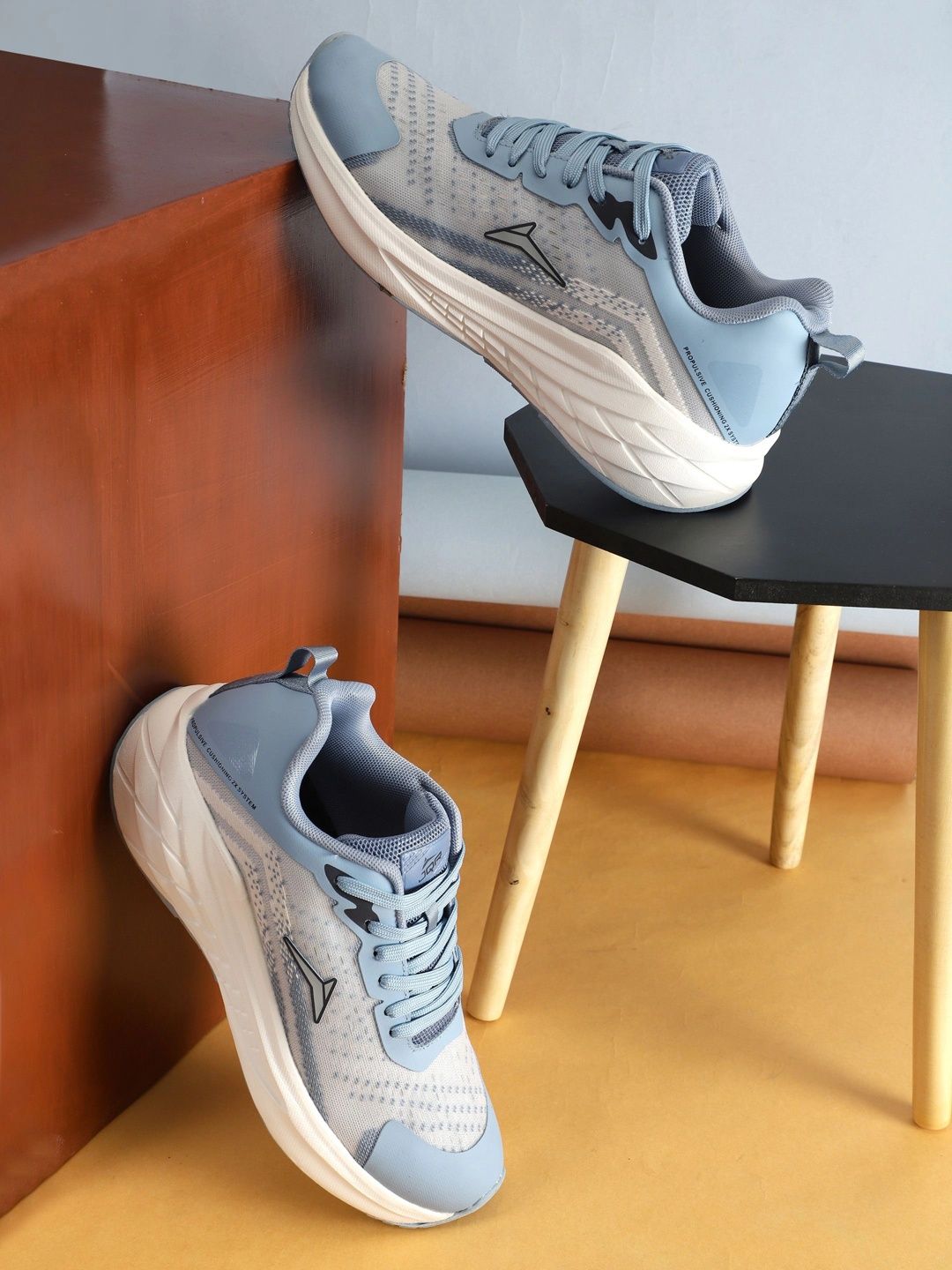 JQR Men Mesh Running Shoes