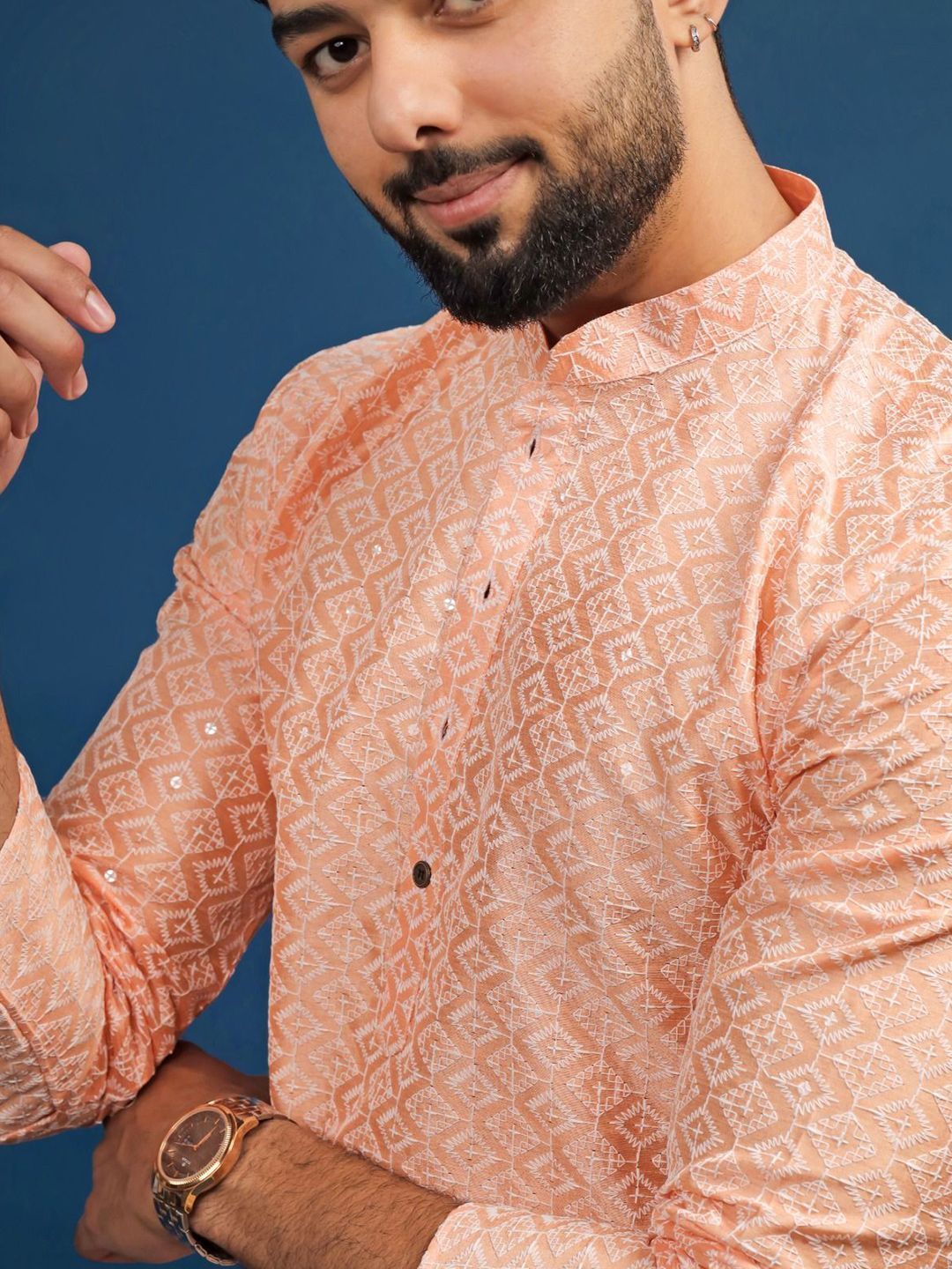Koshin Men Sequinned Jacquard Kurta