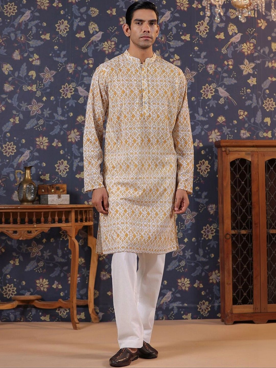 House of Pataudi Mens Pure Cotton Ethnic Motifs Embroidered Sequins Straight Kurta