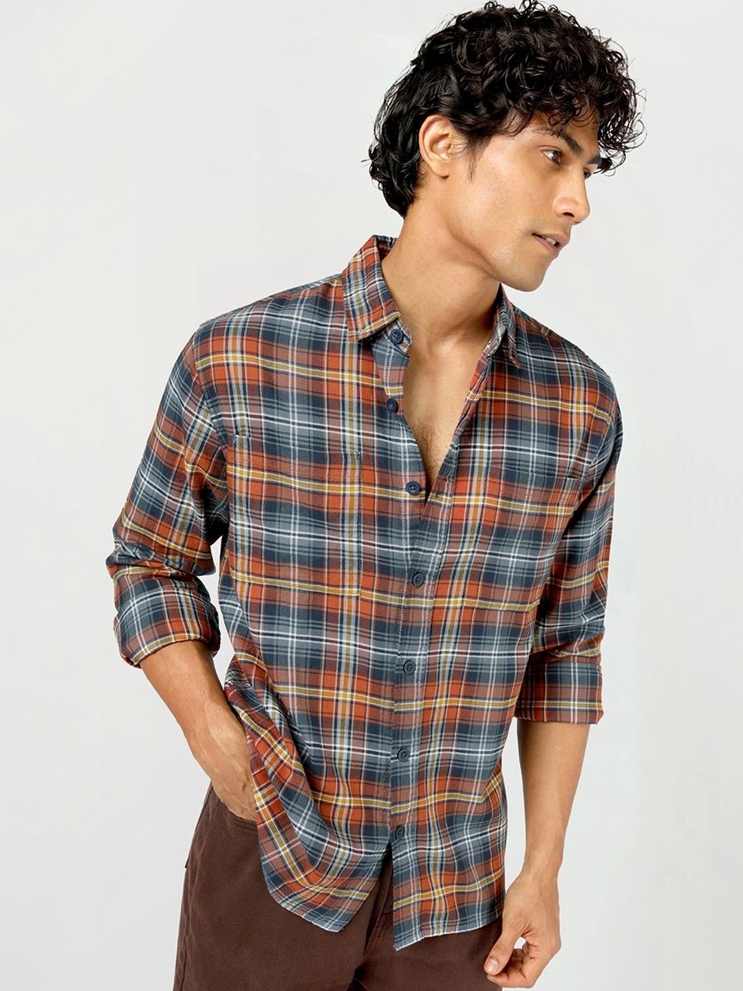 Bewakoof Men Tartan Checks Checked Casual Shirt