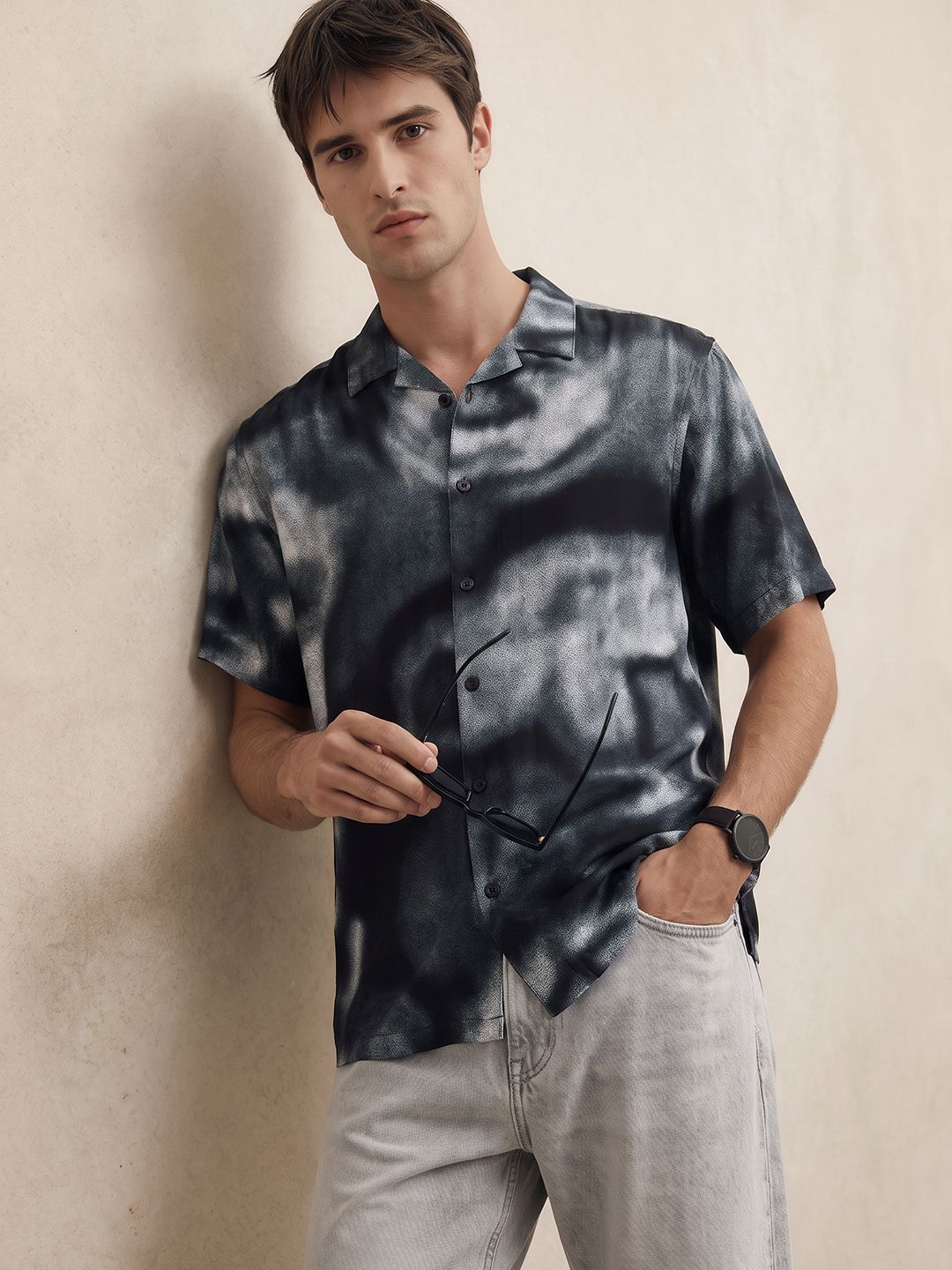 THE SHIRT CODE Abstract Printed Casual Shirt