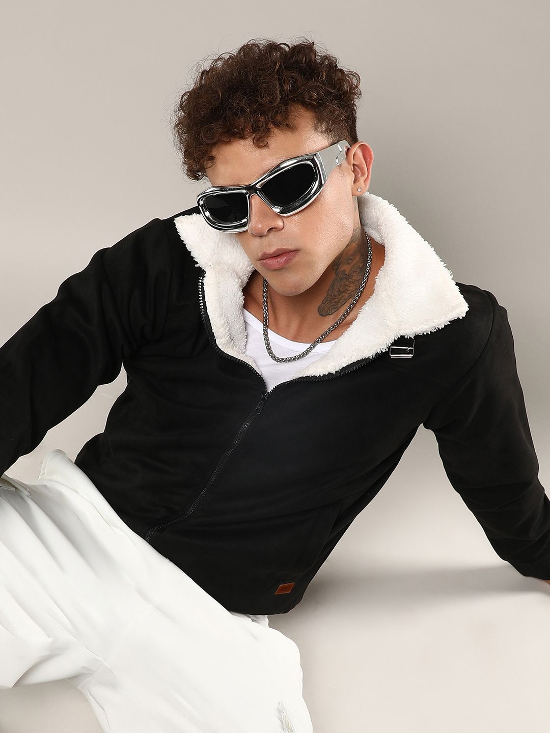 CAHOOT Men Spread Collar Solid Casual Bomber Jacket