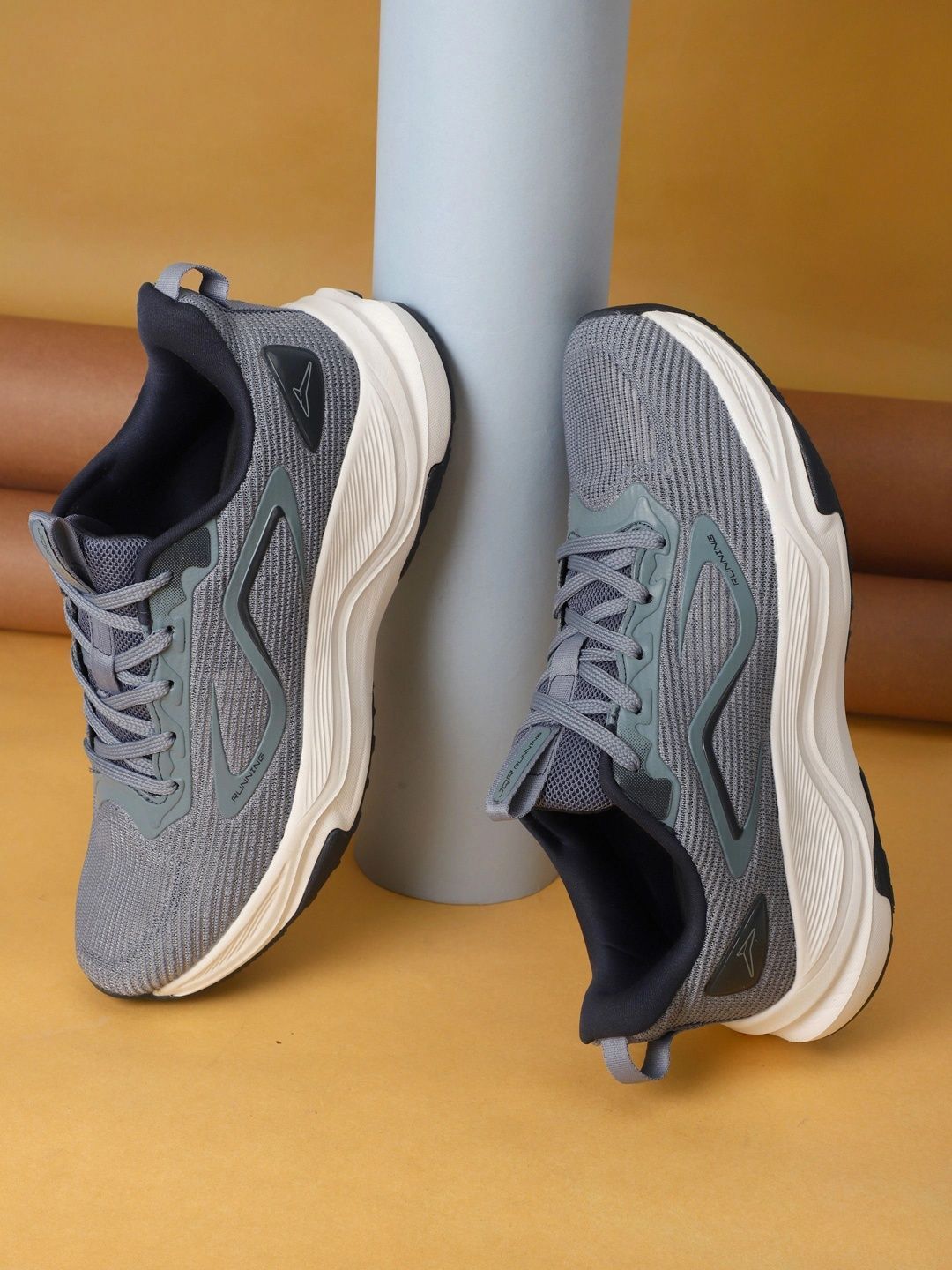 JQR Men Mesh Running Shoes