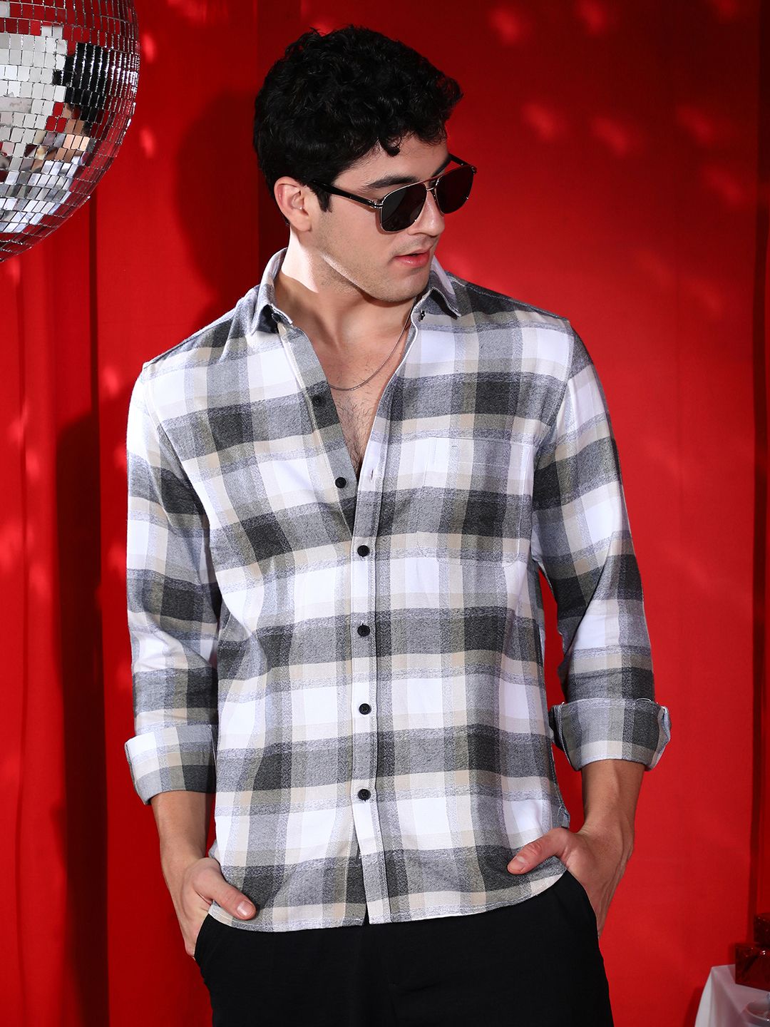 CAHOOT Men Comfort Fit Button-Down Collar Tartan Checked Casual Shirt