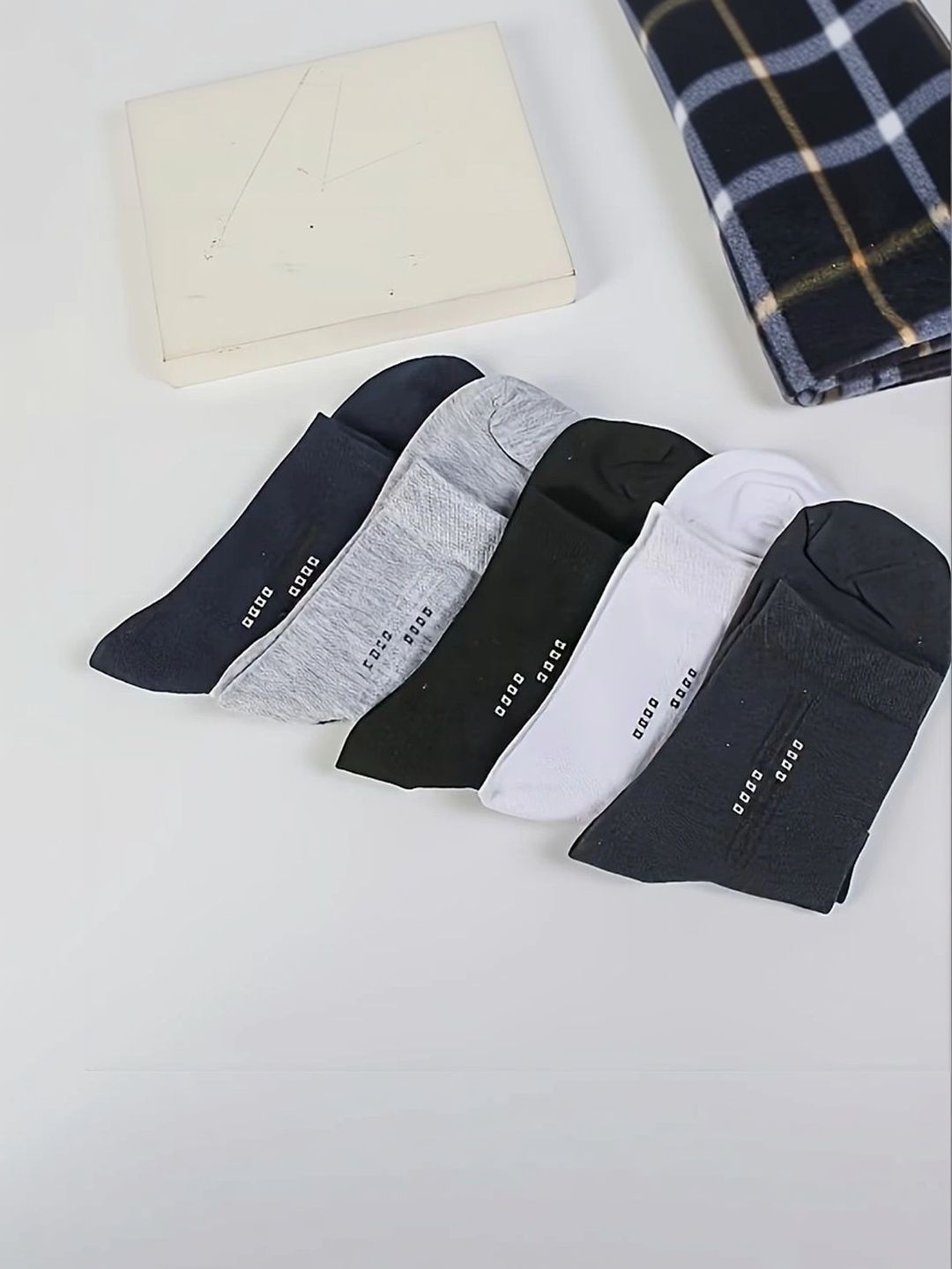 BEAR&BEYOND Men Pack of 5 Cotton Assorted Patterned Above Ankle Socks