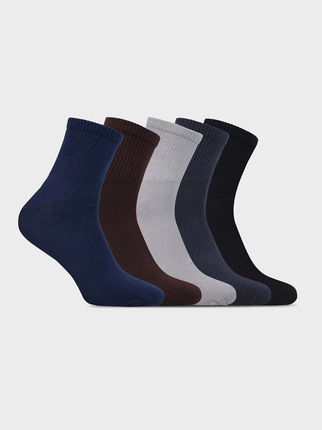 FOOTONS Men Pack of 5 Solid Cotton Flat Toe Seam Casual Outings Above Ankle Socks